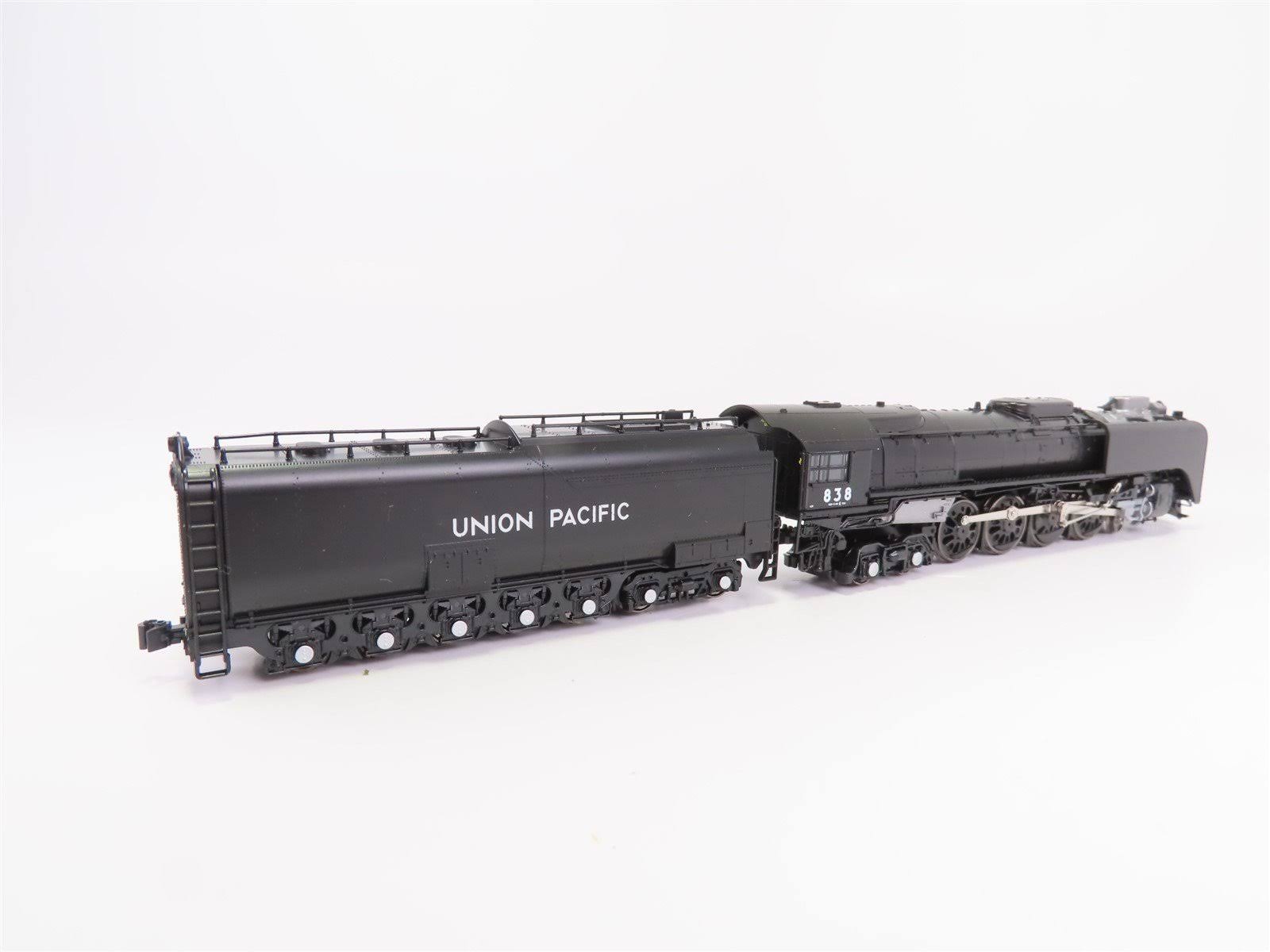 Kato N-Scale 4-8-4 FEF-3 Union Pacific Freight #838
