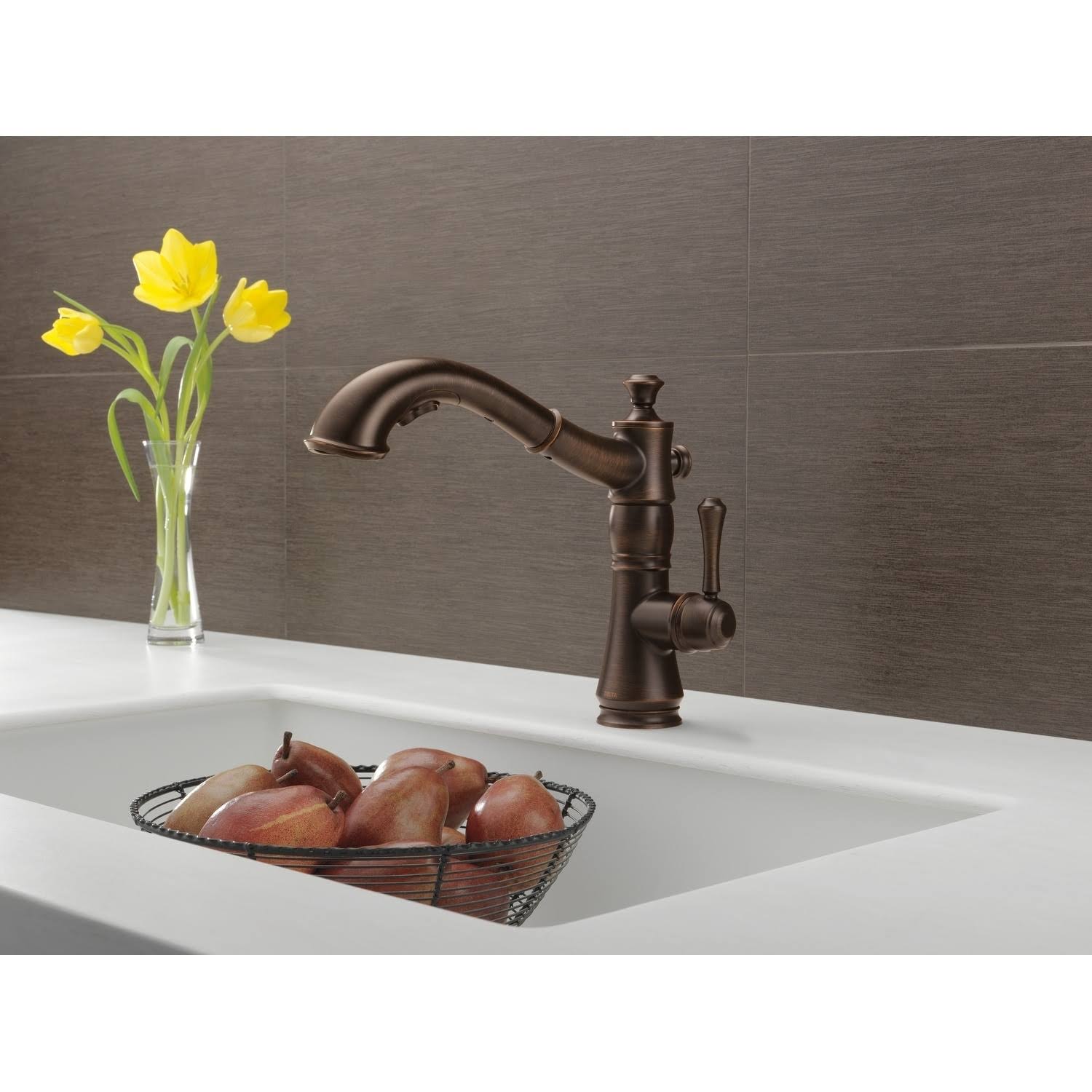 Delta 4197-RB-DST Cassidy Single Handle Pull-Out Kitchen Faucet - Venetian Bronze