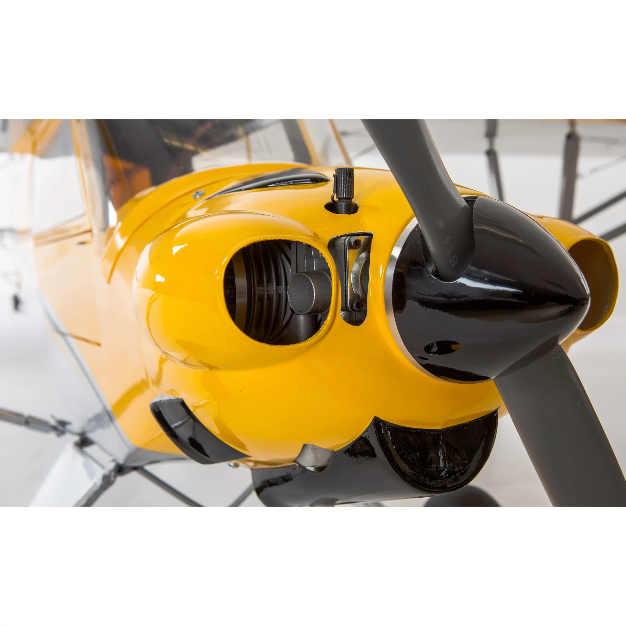 Hangar 9 Carbon Cub 15cc ARF HAN5065 Airplanes ARF Giant