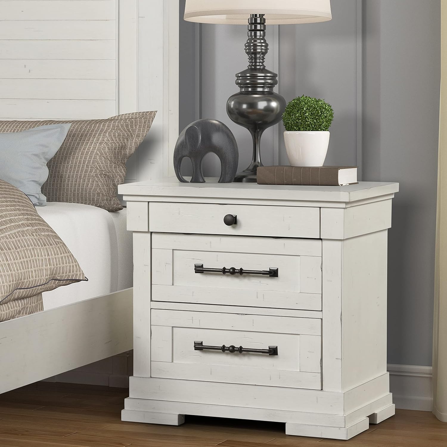 Roundhill Furniture Laria Wood Panel Bed with Dresser, Mirror, and Nightstand, Queen, Antique White