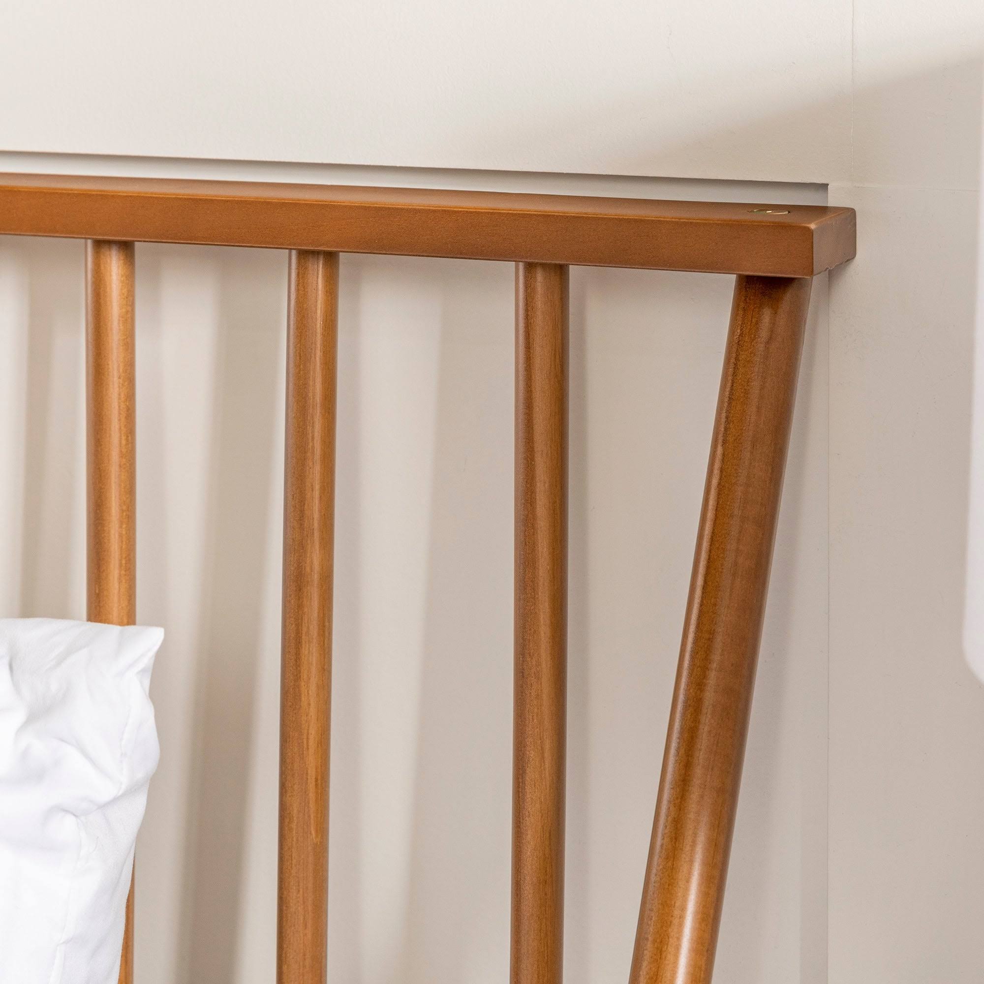 Carson Carrington Blaney Solid Pine Wood Spindle Bed - Caramel - Queen