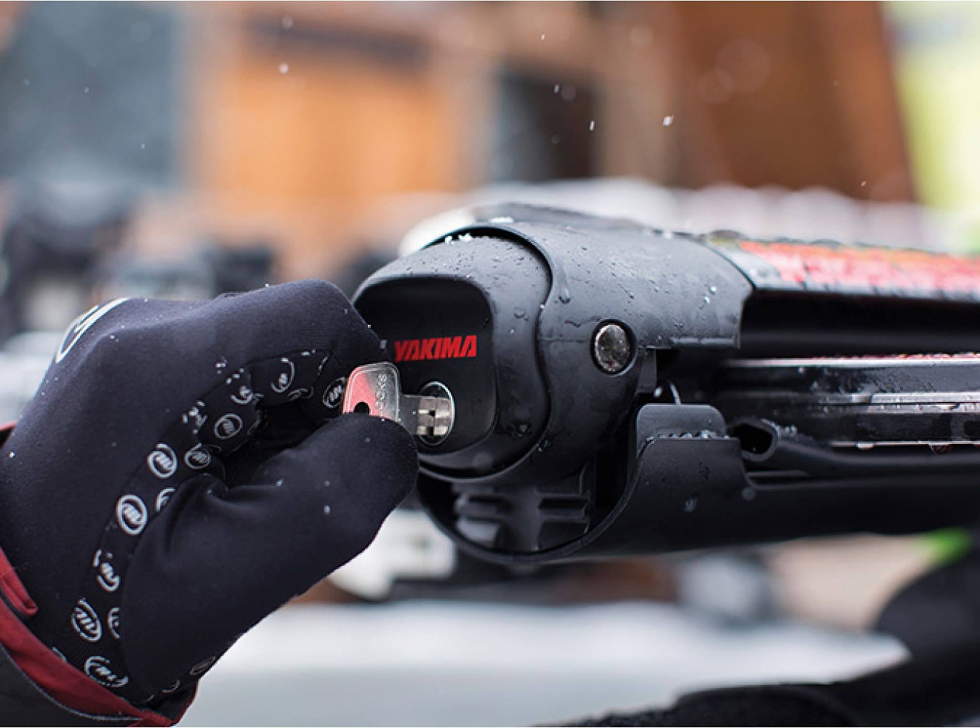 Yakima Fatcat Evo 4 Ski Rack, Black