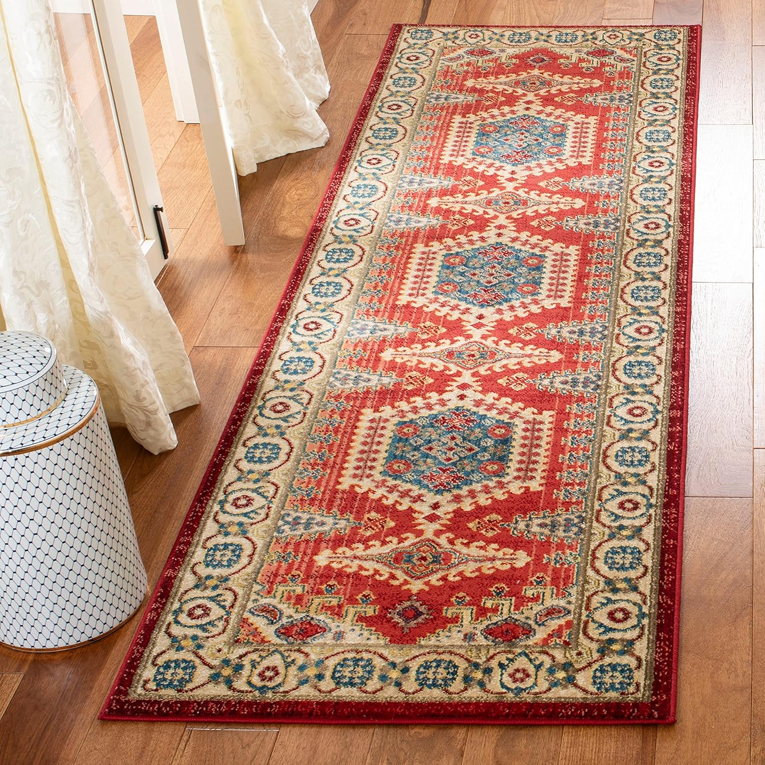 SAFAVIEH Kashan Collection Area Rug - 8' x 10', Red & Ivory, Traditional Oriental Design, Non-Shedding & Easy Care, Ideal for High Traffic Areas in Living Room, Bedroom (KSN308Q)