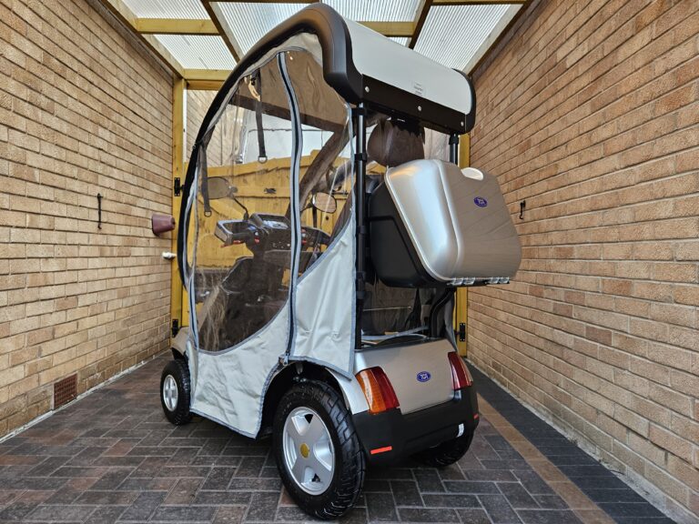 TGA BREEZE S4 MOBILITY SCOOTER WITH CANOPY