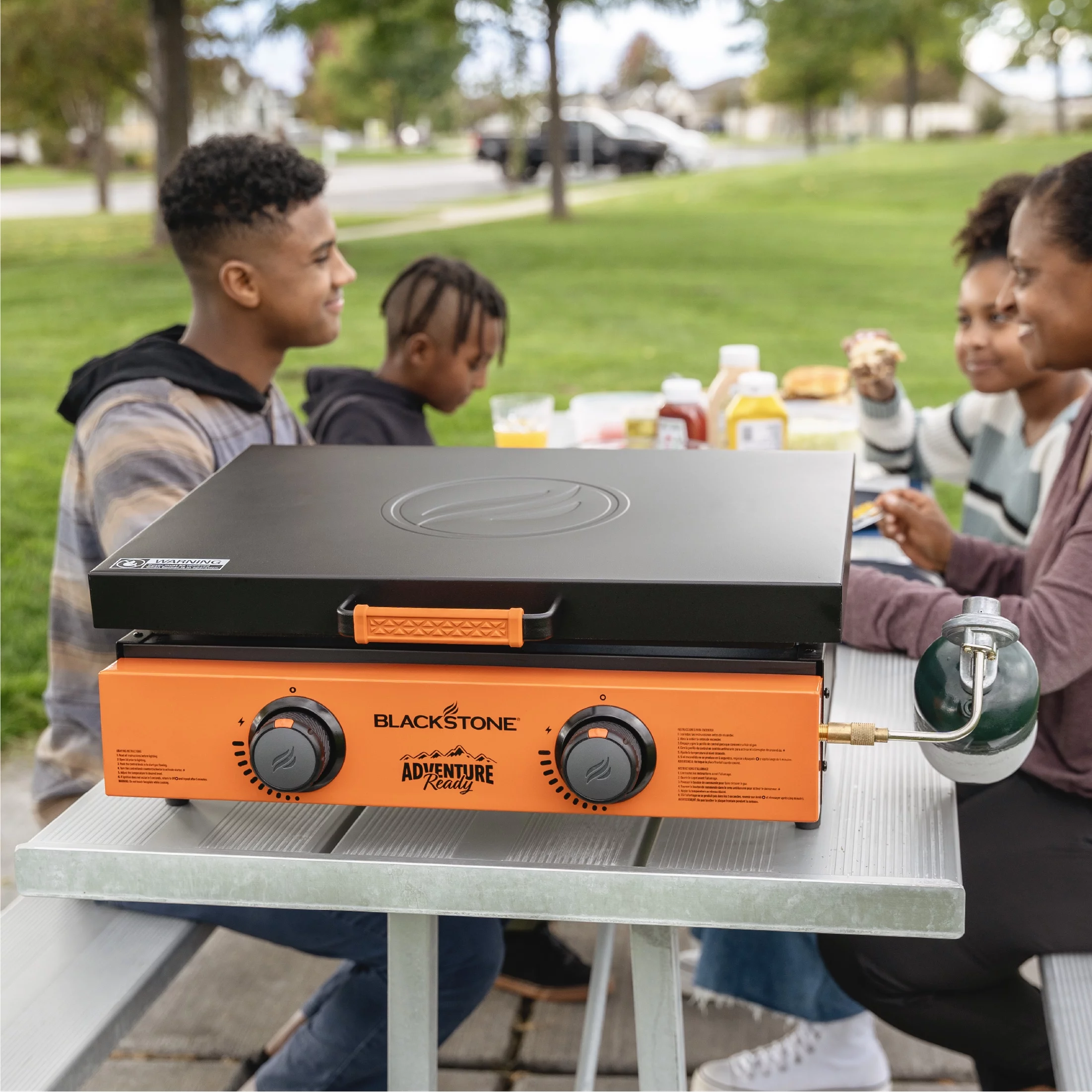 Blackstone Adventure Ready 2-Burner 22 Propane Griddle with Hard Cover in Black