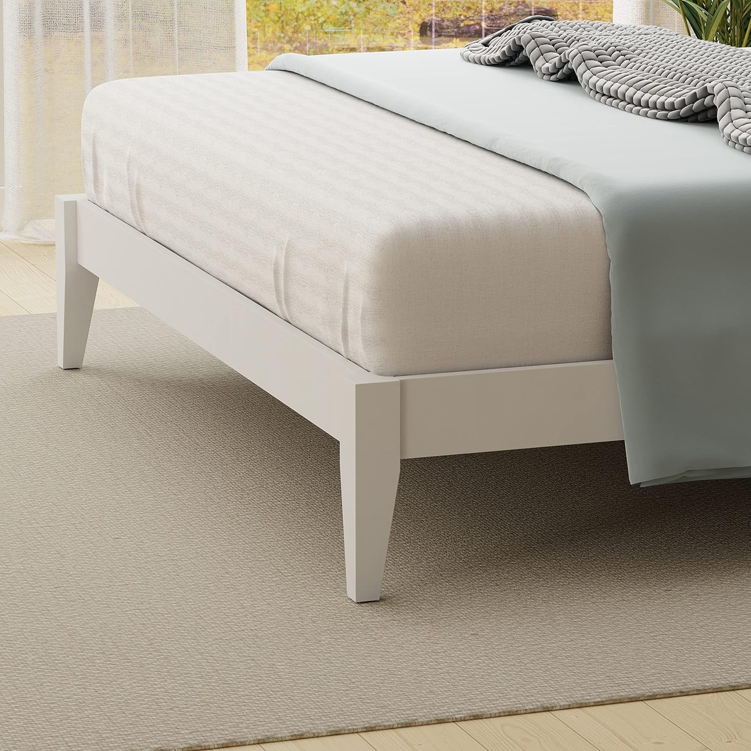 Farmhouse Solid Wood Platform Bed In - Gloss White
