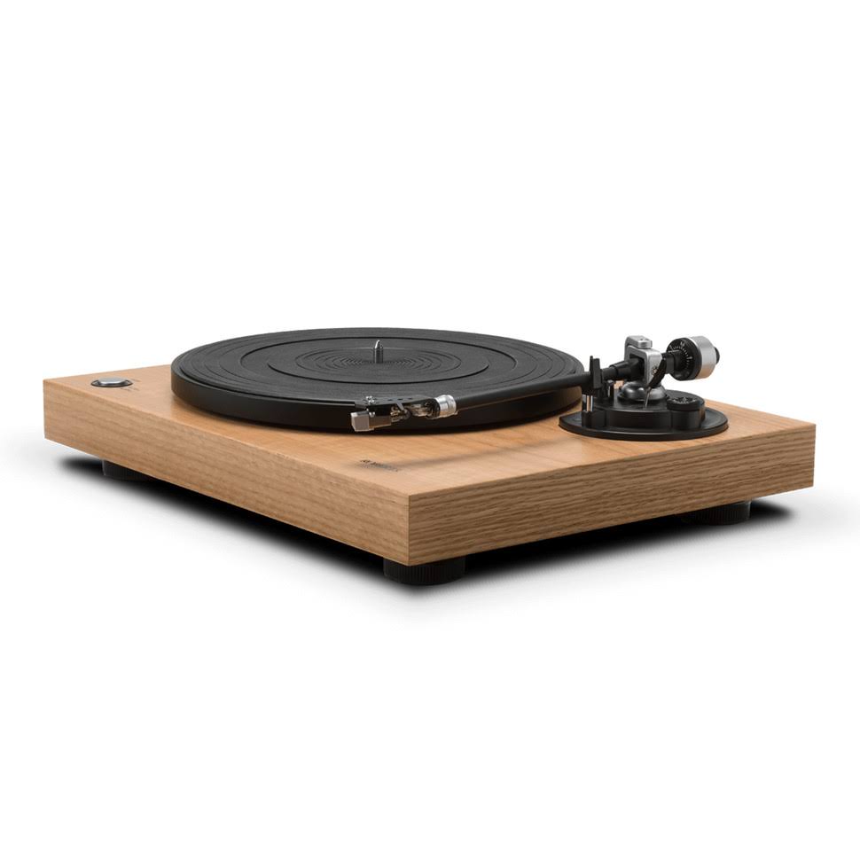 Roberts RT100 Turntable with USB Connection and Preamplifer