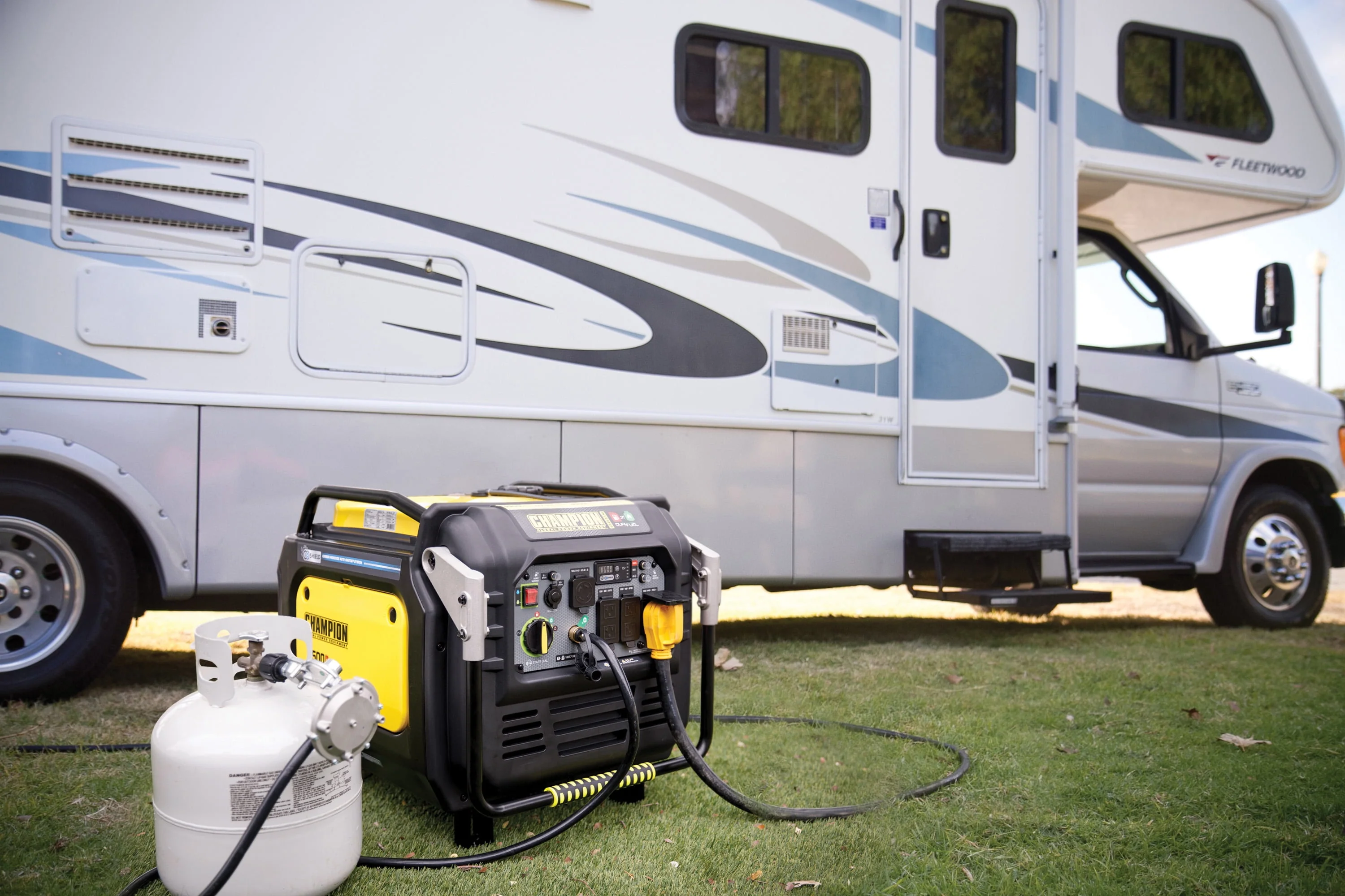 Champion Power Equipment 8500-Watt Electric Start Dual Fuel Inverter Generator with Quiet Technology, CO Shield