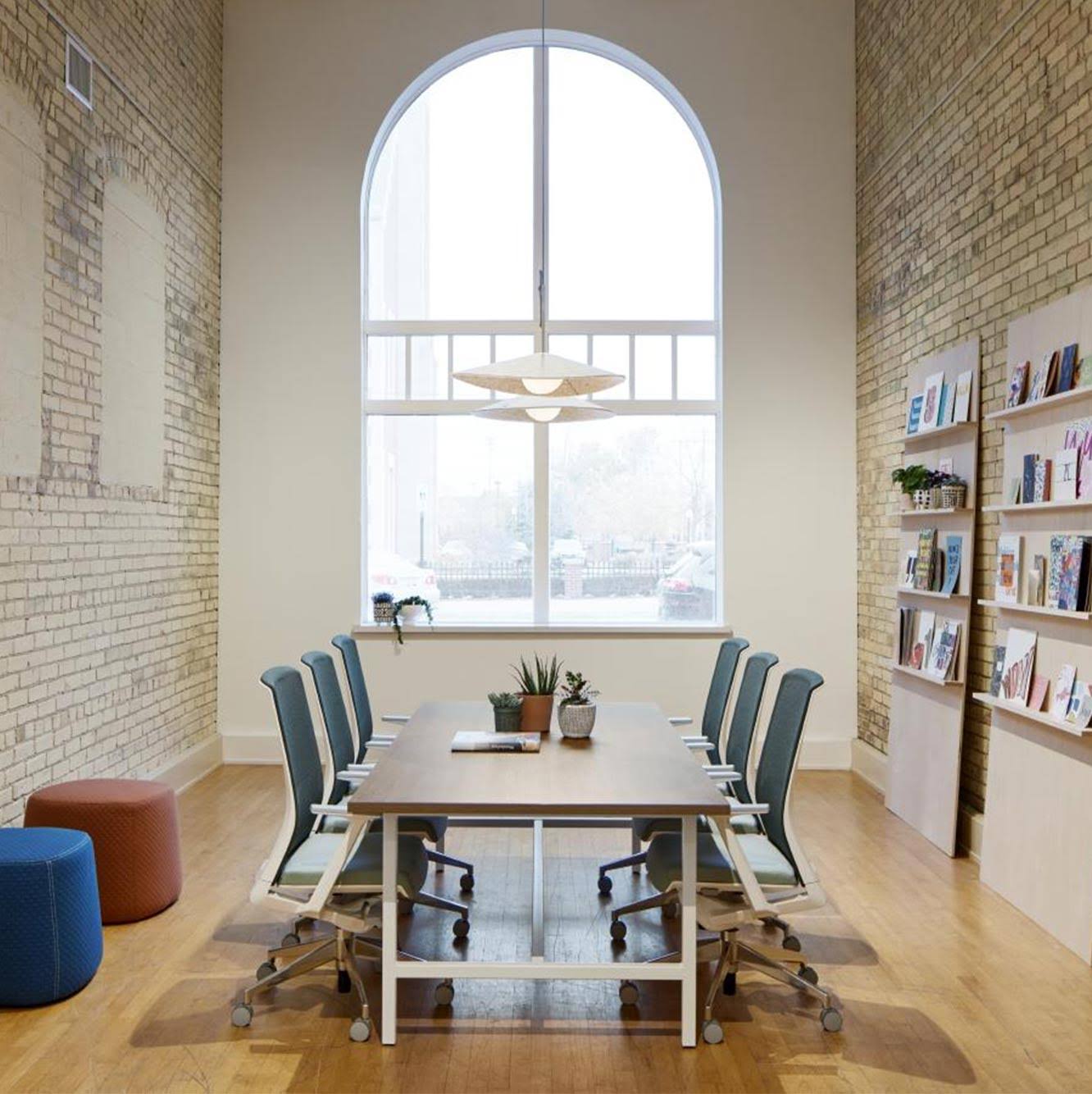 Haworth Very Office Chair with Height Adjustable Arms Fog