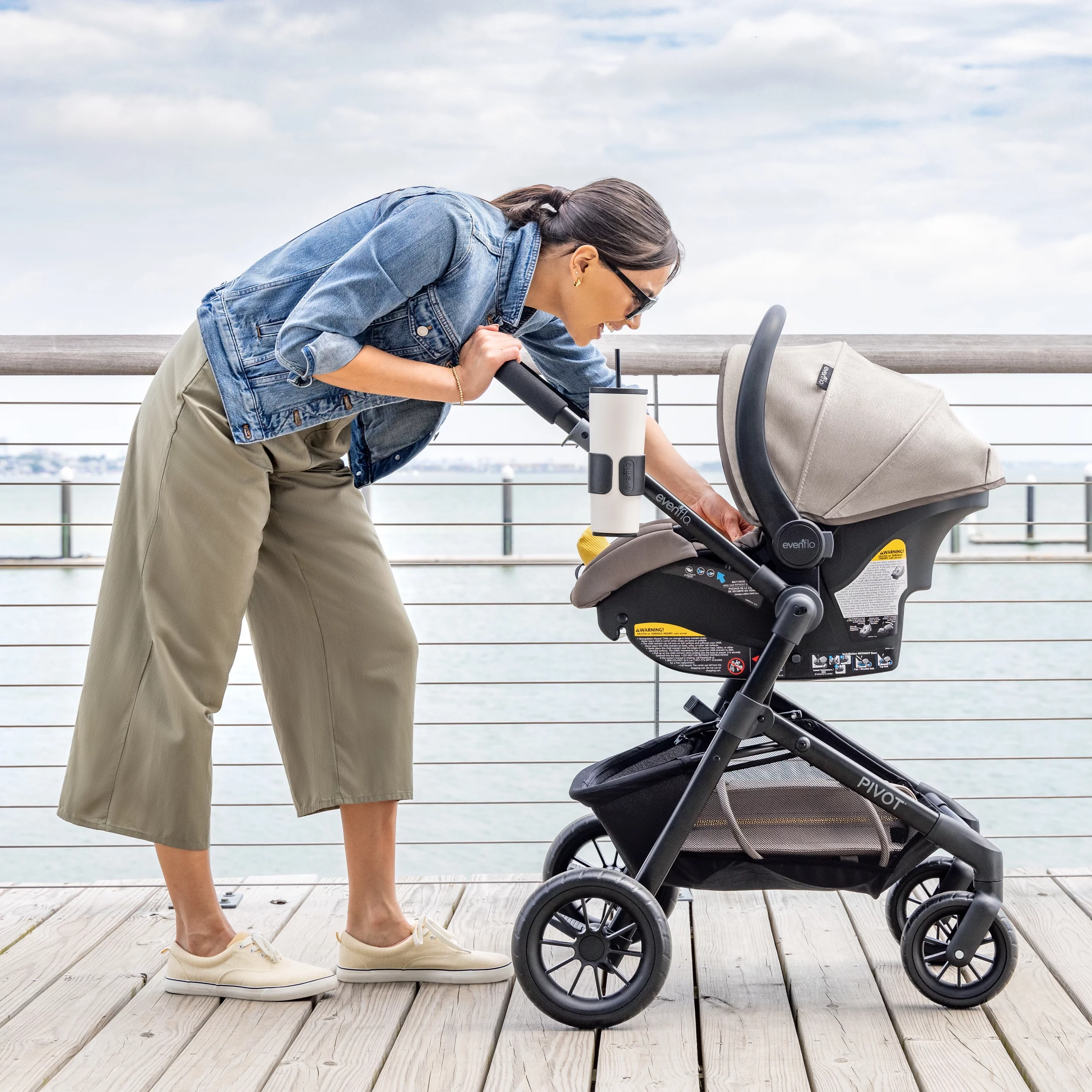 Pivot Modular Travel System with LiteMax Infant Car Seat with Anti-Rebound Bar (Desert Tan)