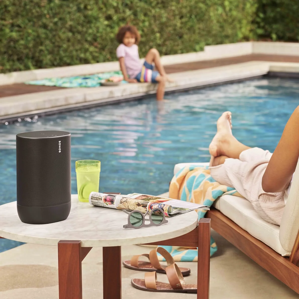 Sonos Move Portable Smart Battery-Powered Speaker with Bluetooth and Wi-Fi (Black)