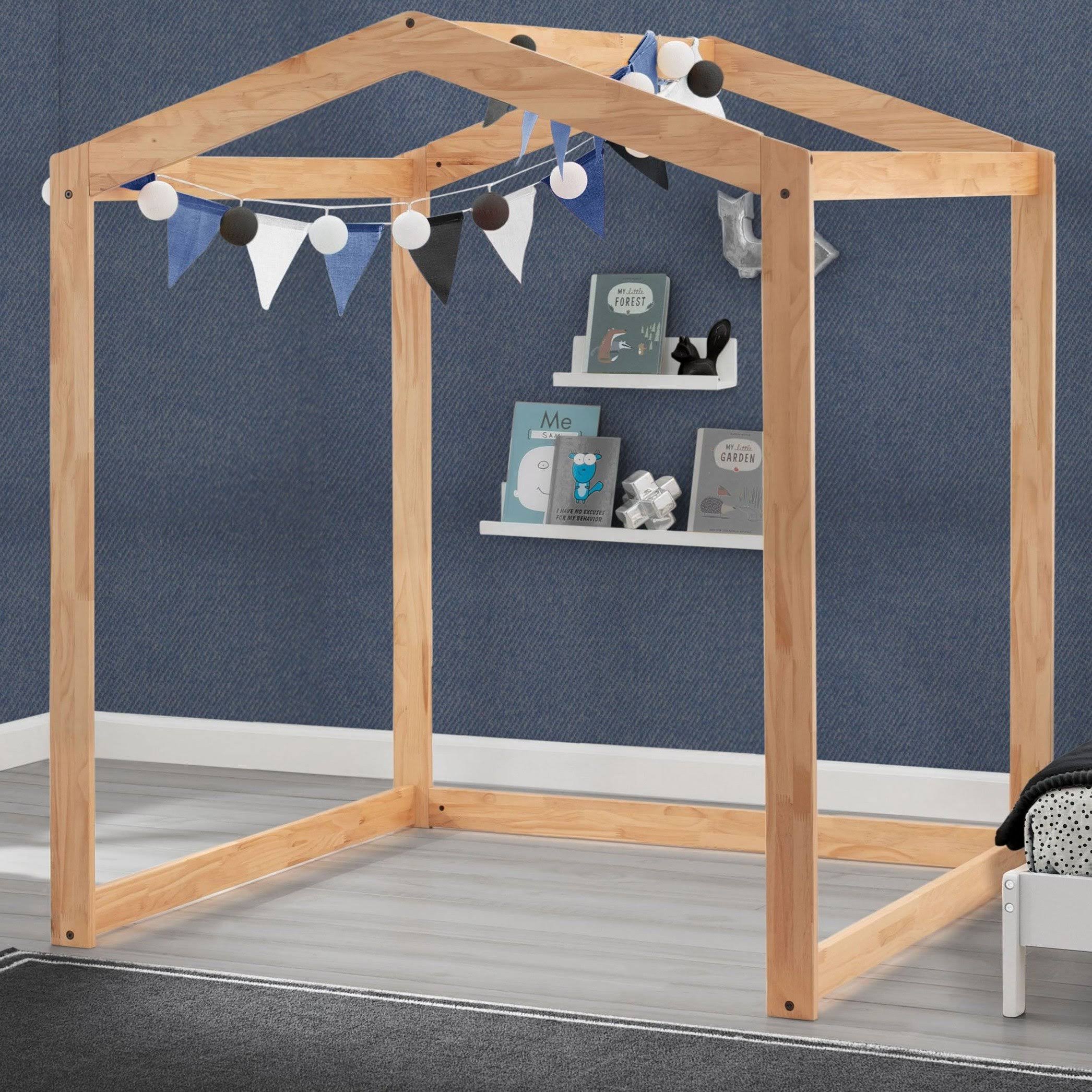 Delta Children Homestead Wood Indoor Playhouse, Natural