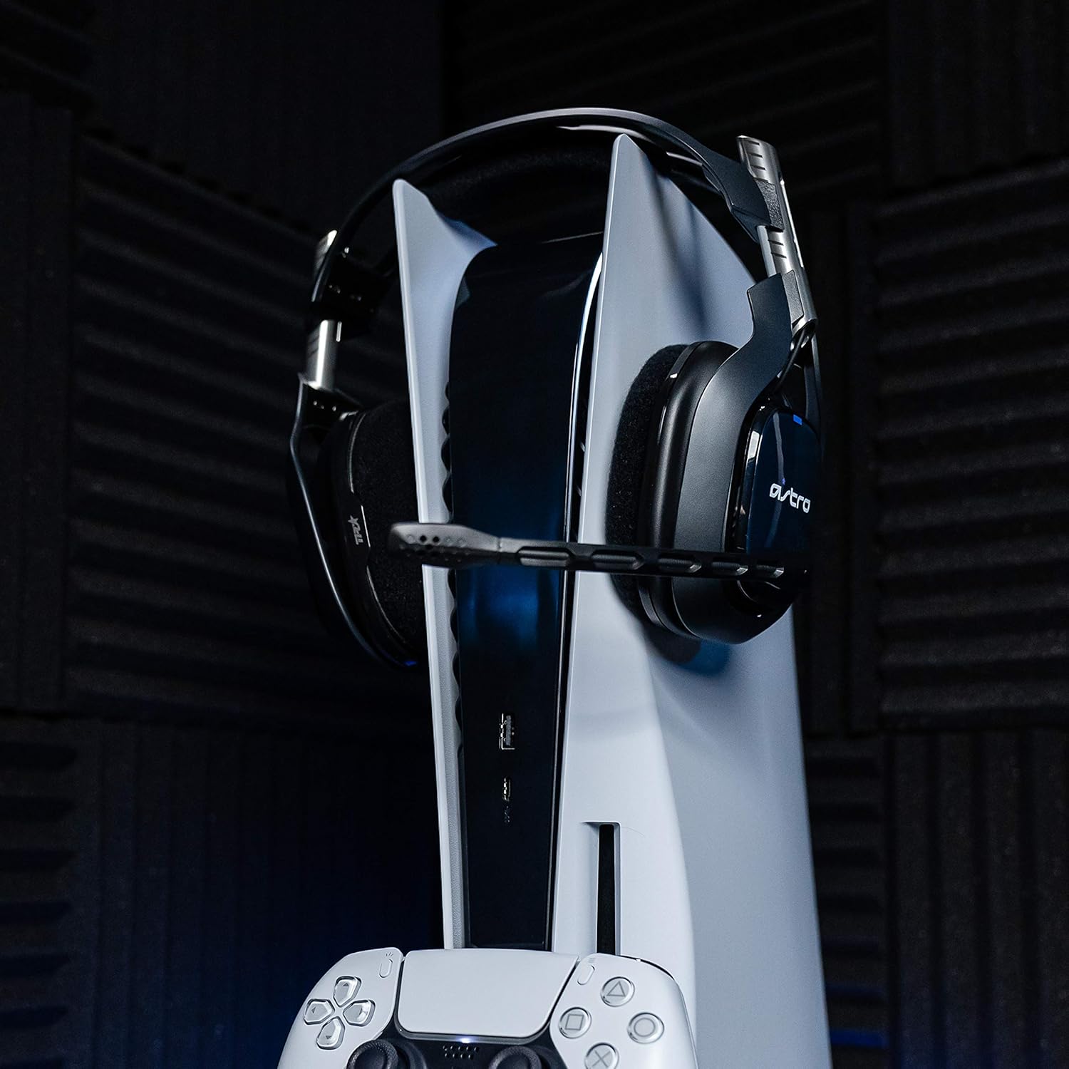 ASTRO Gaming A40 TR Wired Headset + MixAmp Pro TR with Dolby Audio for PlayStation 5, PlayStation 4, PC, Mac - Black/Blue