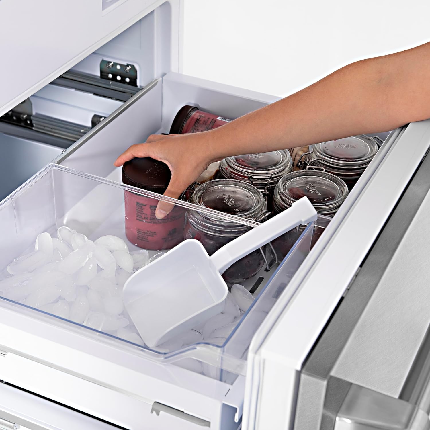 ZLINE 30" 16.1 cu. ft. Built-In 2-Door Bottom Freezer Refrigerator with Internal Water and Ice Dispenser in Fingerprint Resistant Stainless Steel