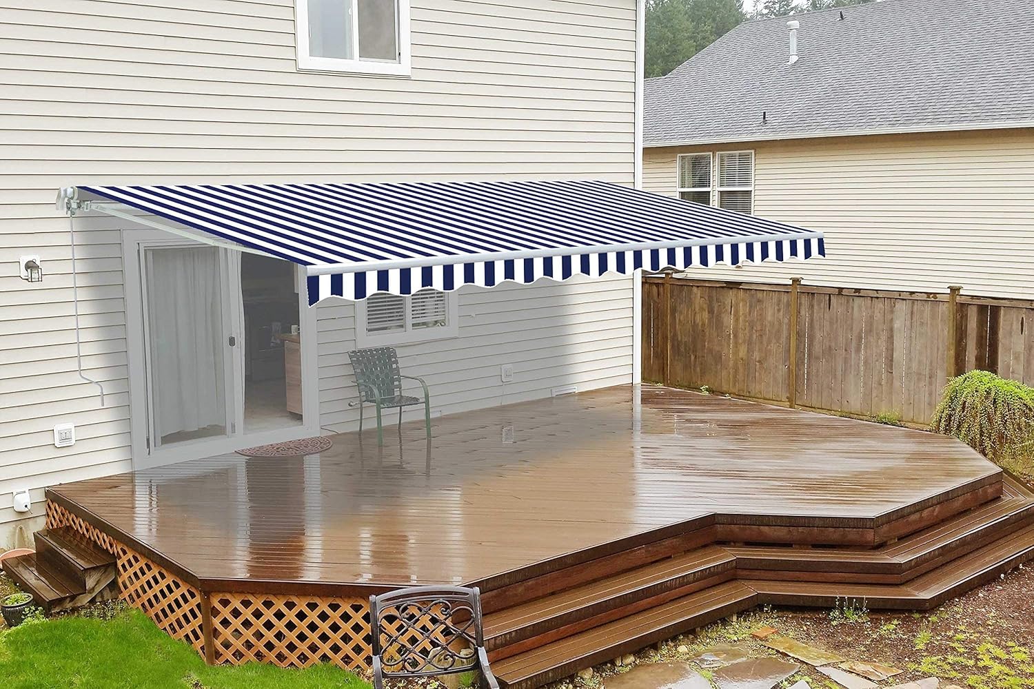 ALEKO AW12X10BWSTR03 Retractable Patio Awning 12 x 10 Feet Blue and White Striped