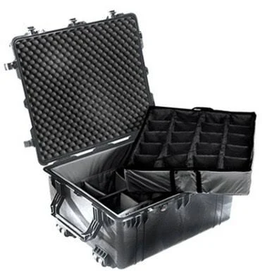 Pelican 1690 Transport Case (No Foam)