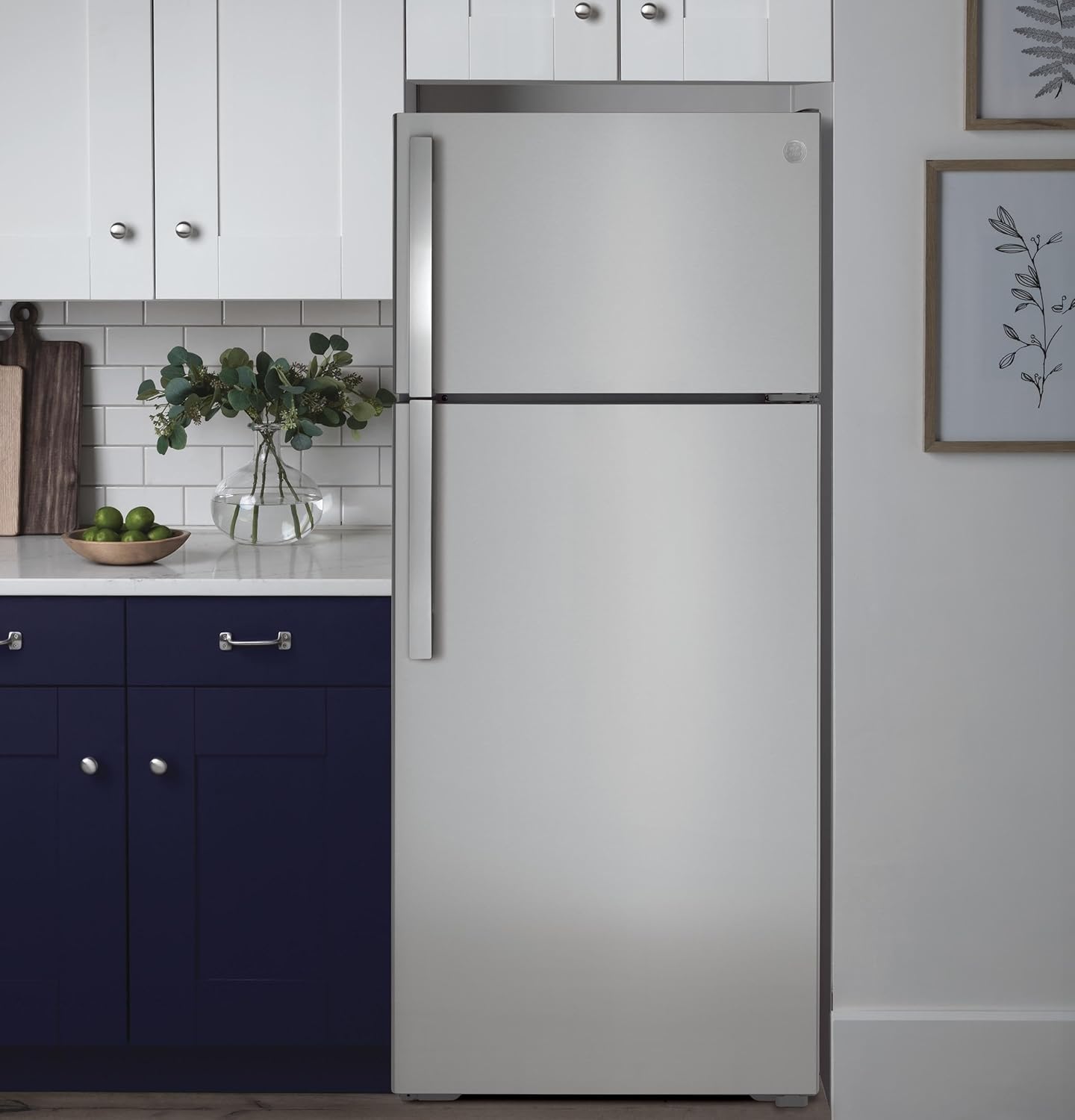 GE GTS18GSNRSS 28" Top Freezer Refrigerator with 17.52 cu. ft. Capacity LED Lighting Adjustable Glass Shelves and Upfront Temperature Controls in Stainless Steel
