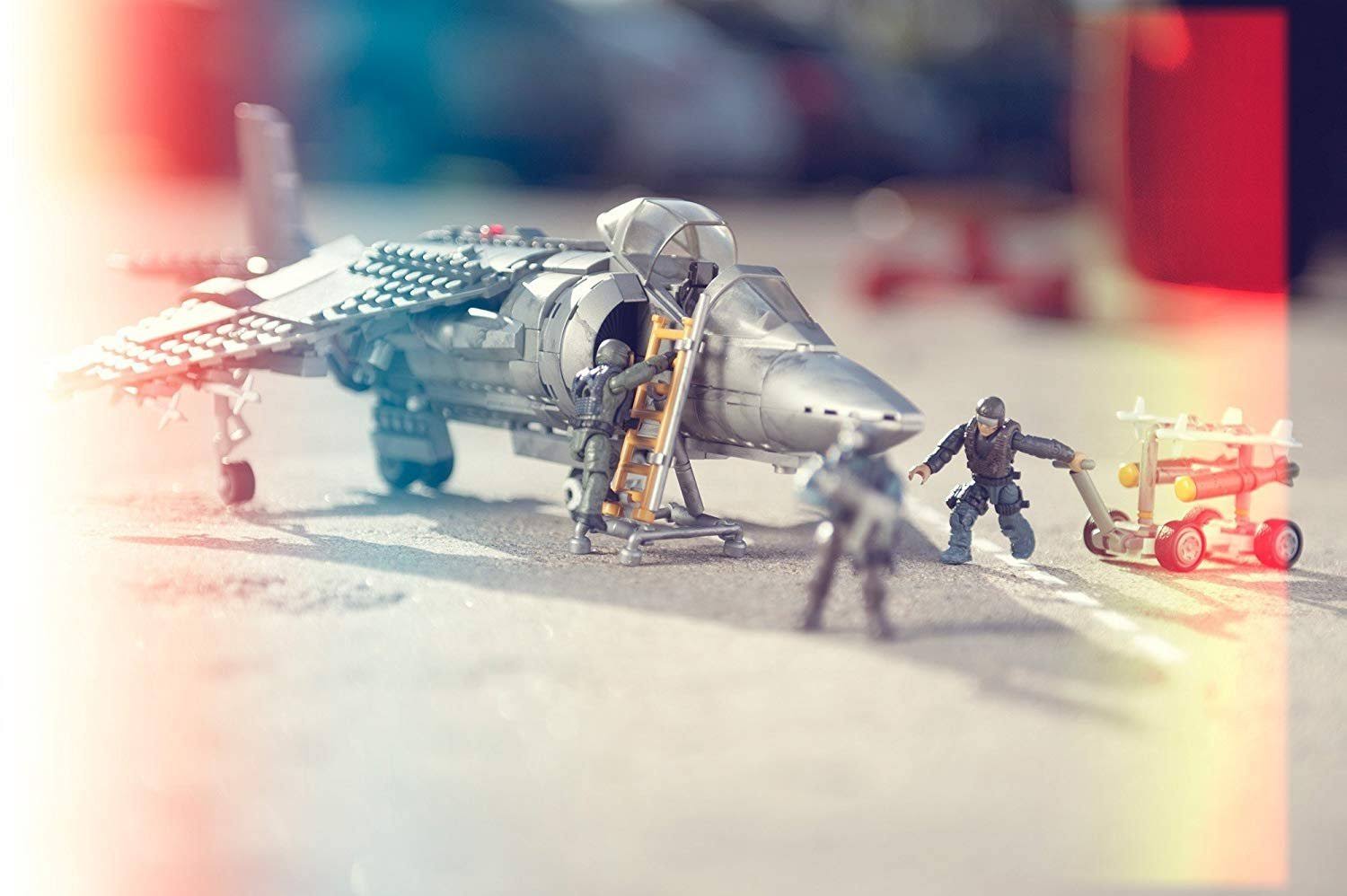 Mega Construx Call of Duty Strike Fighter Building Set