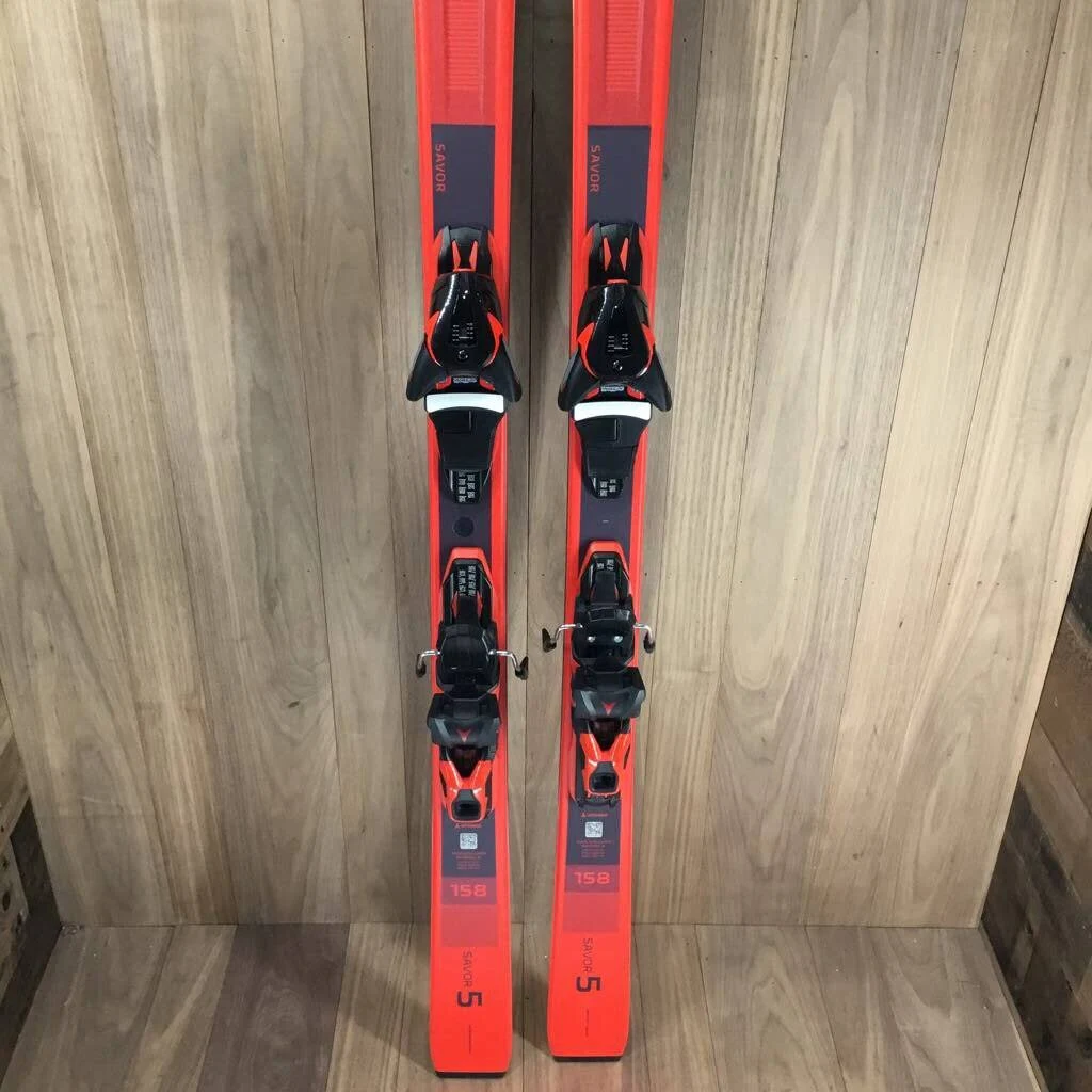 Atomic Savor 5 New Ski with Bindings 158 (Red)