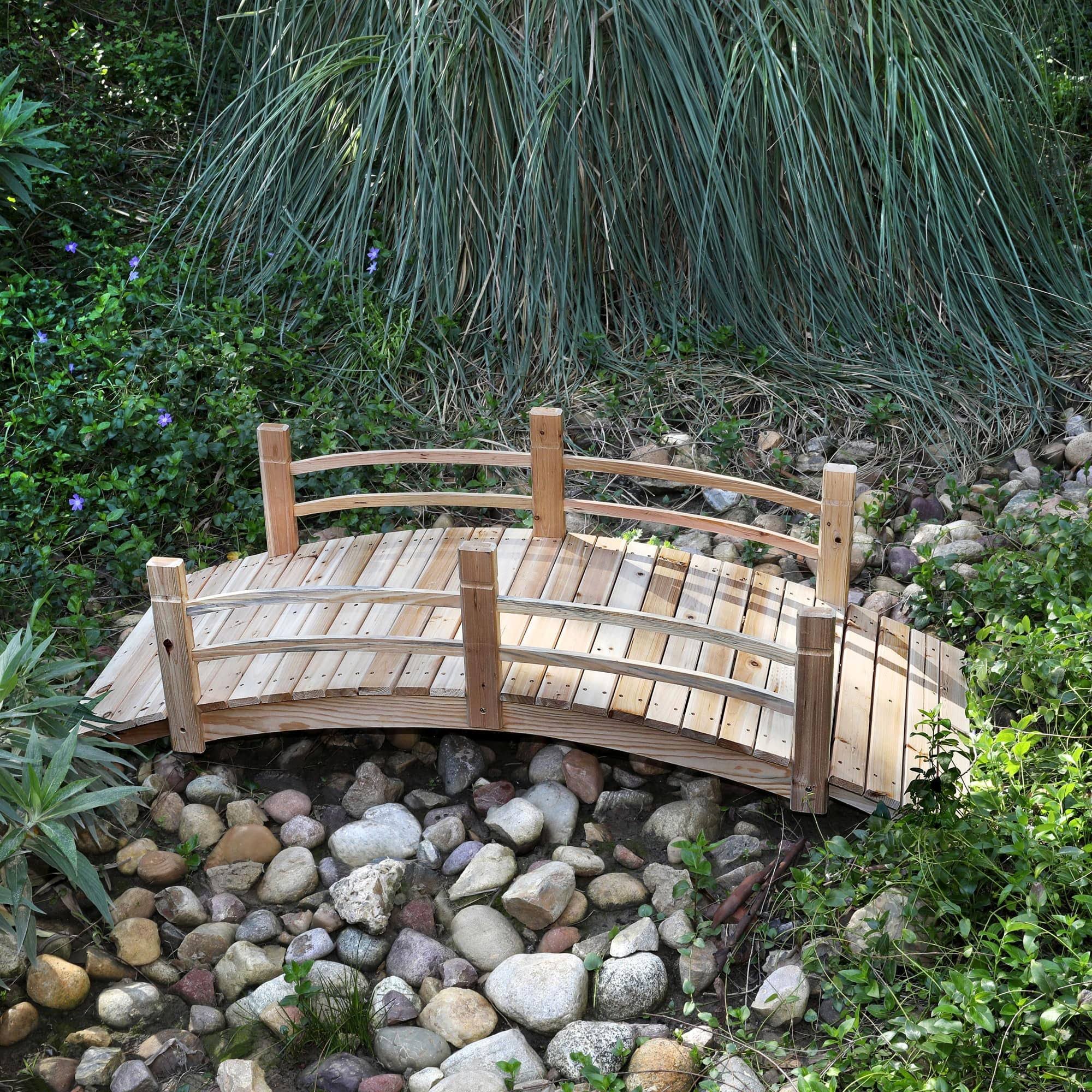 Shine Company 5 ft. Cedar Garden Bridge - Natural