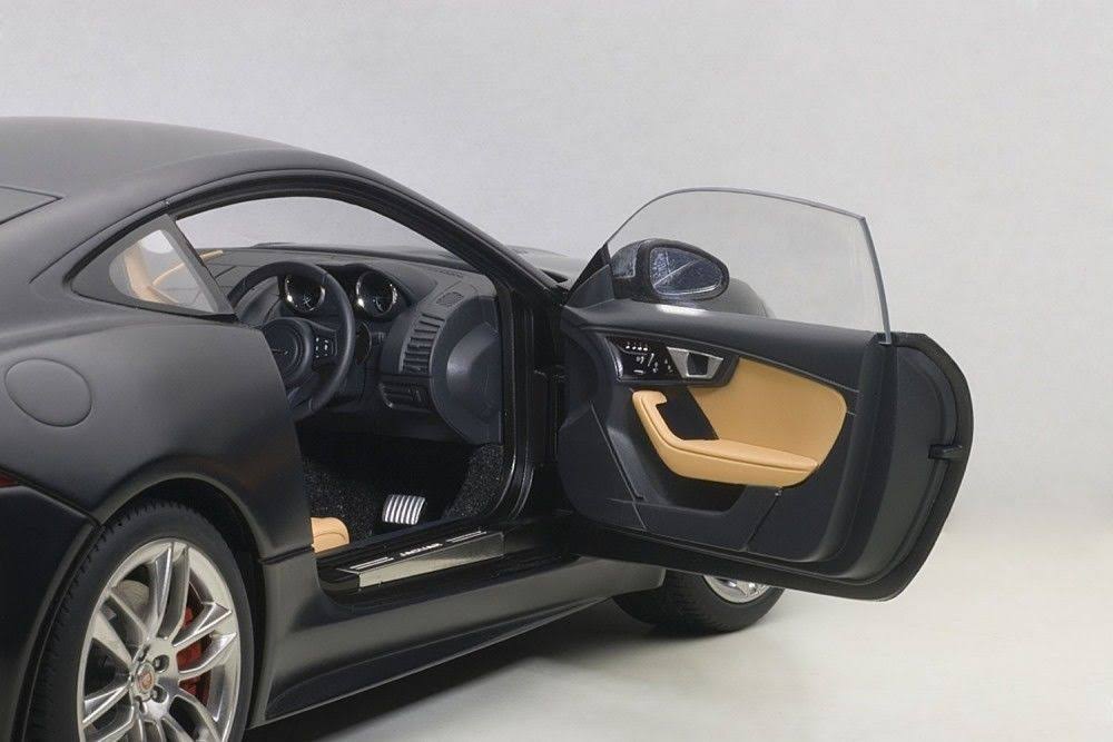 Jaguar F Type 2015 R Coupe Matt Black 1:18 Scale AUTOart 73652