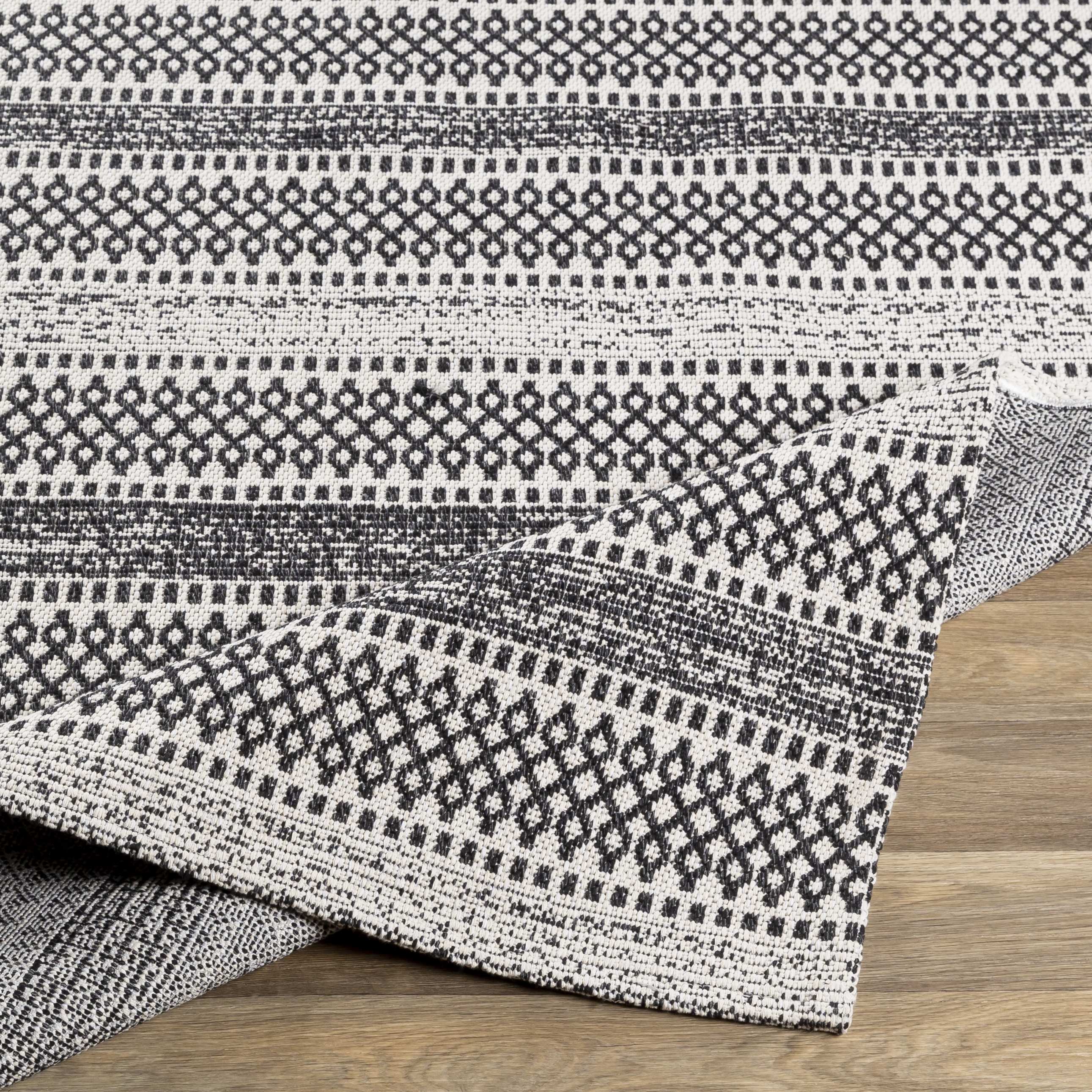 Mark&Day Area Rugs, 2x7 Stone Global Black Runner Area Rug (2'7" x 7'3")