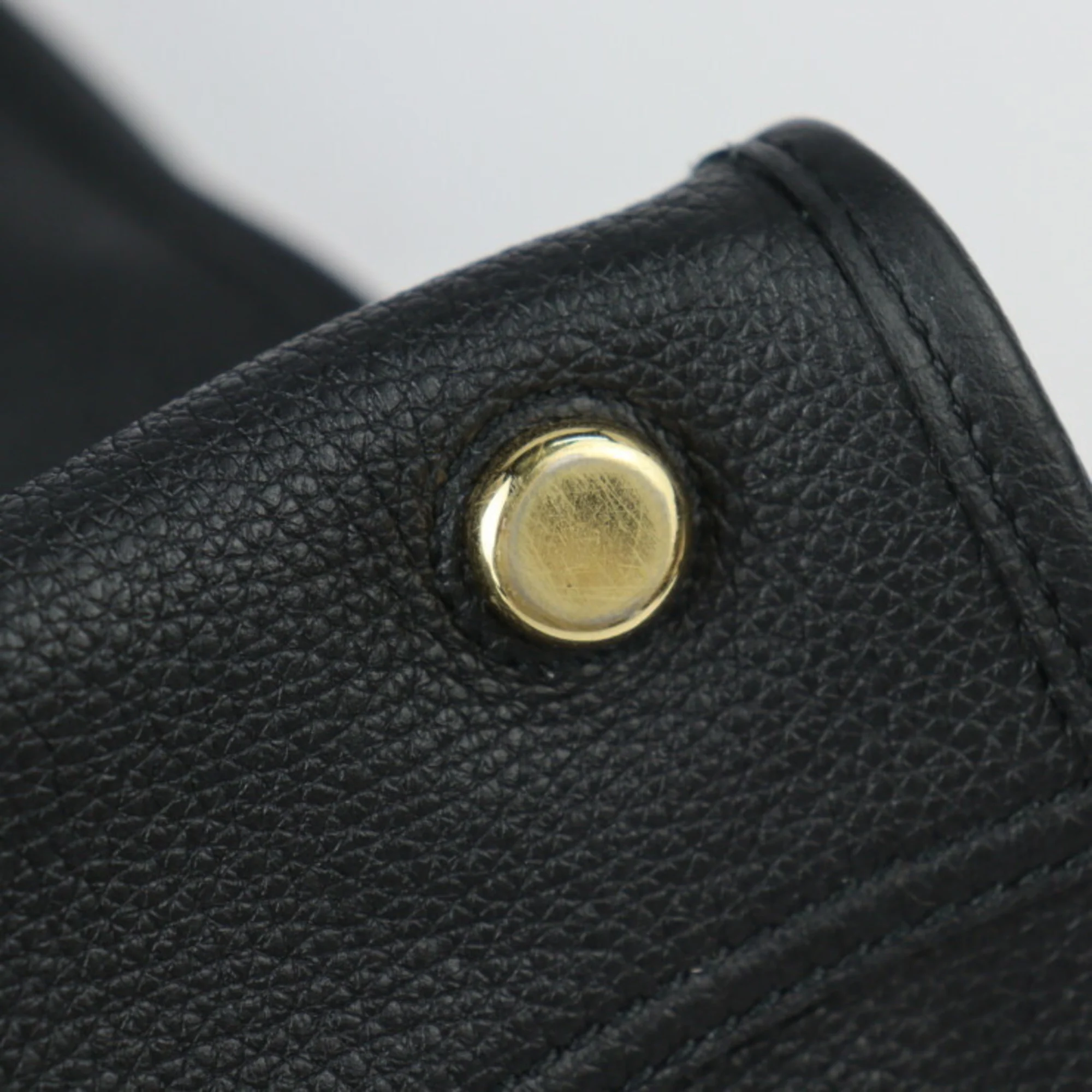 Pre-Owned GUCCI Gucci Logo Medium Tote Bag Shoulder 674850 Embossed Leather Black Gold Hardware 2WAY Handbag 2022 Current Product (Good)