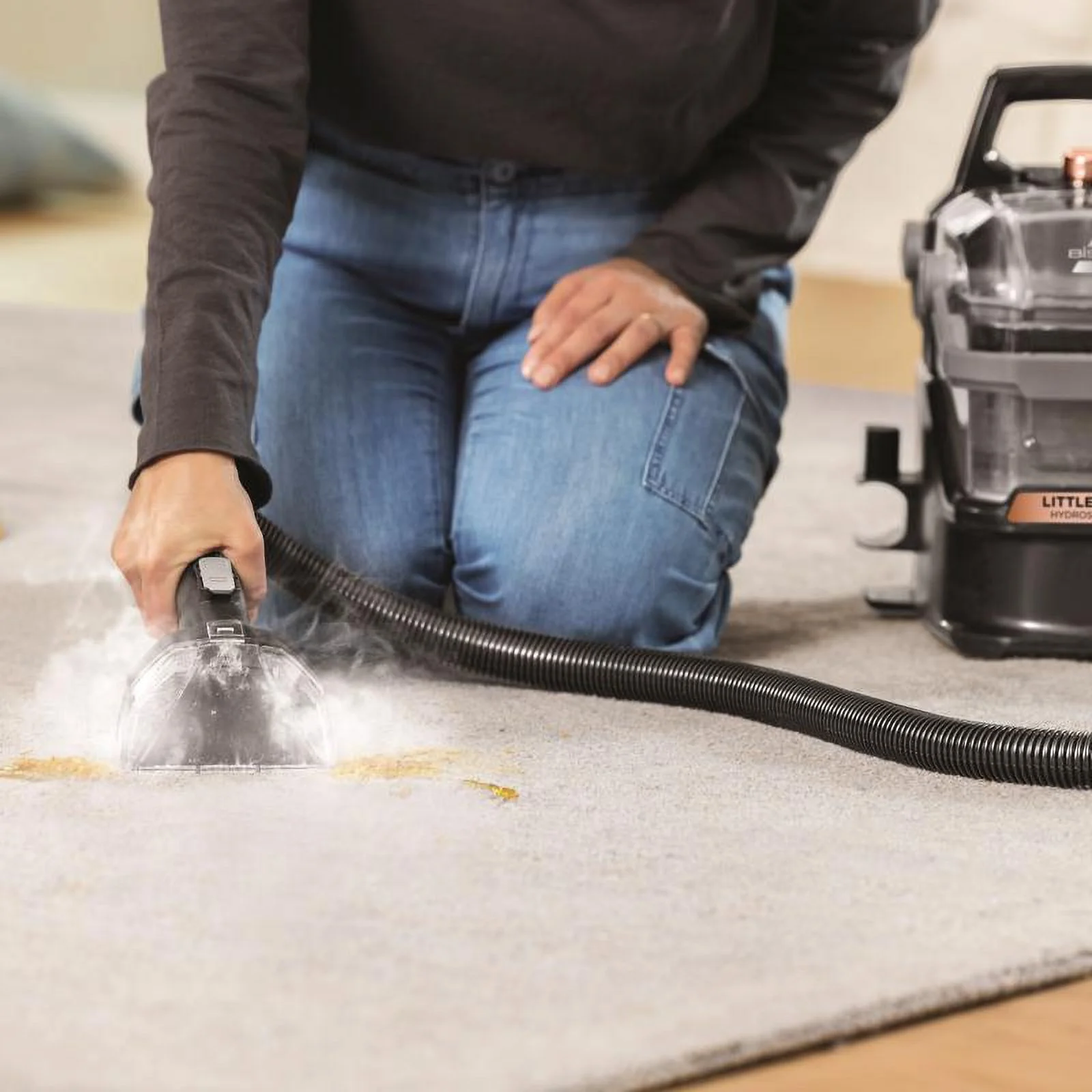 Bissell Little Green Bagless Carpet Cleaner 9 amps Standard Black