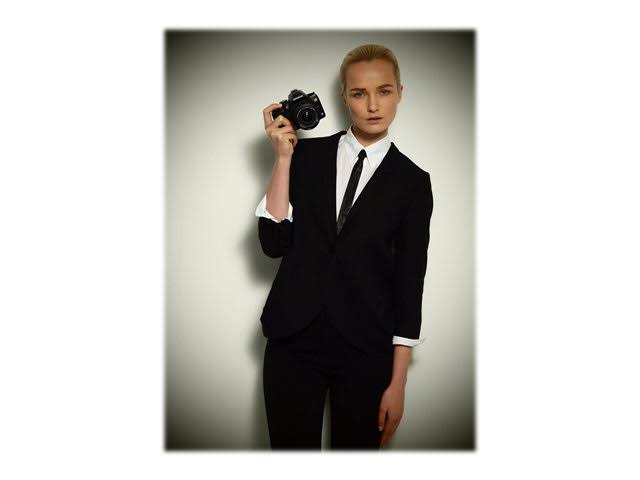 Olympus E-620 12.3 Megapixel Digital SLR Camera (Body Only)