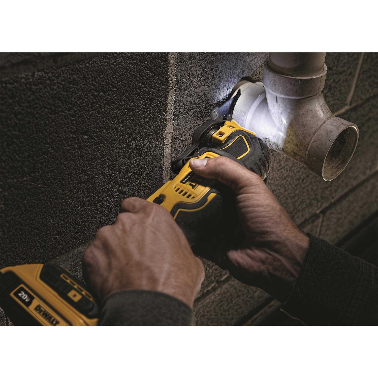 Dewalt DCS354B ATOMIC 20V Max Brushless Cordless Oscillating Multi-Tool