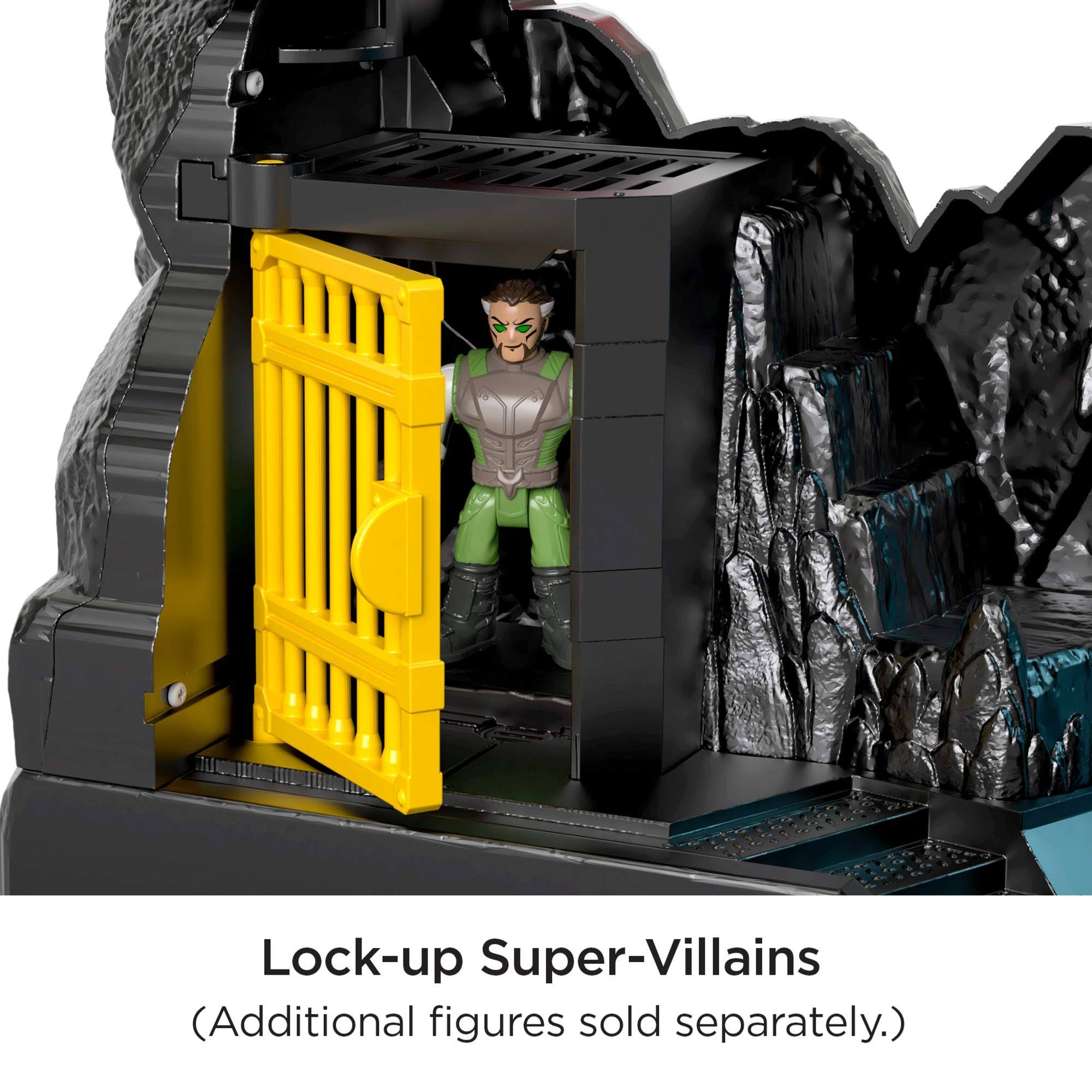 Imaginext DC Super Friends Wayne Manor Batcave