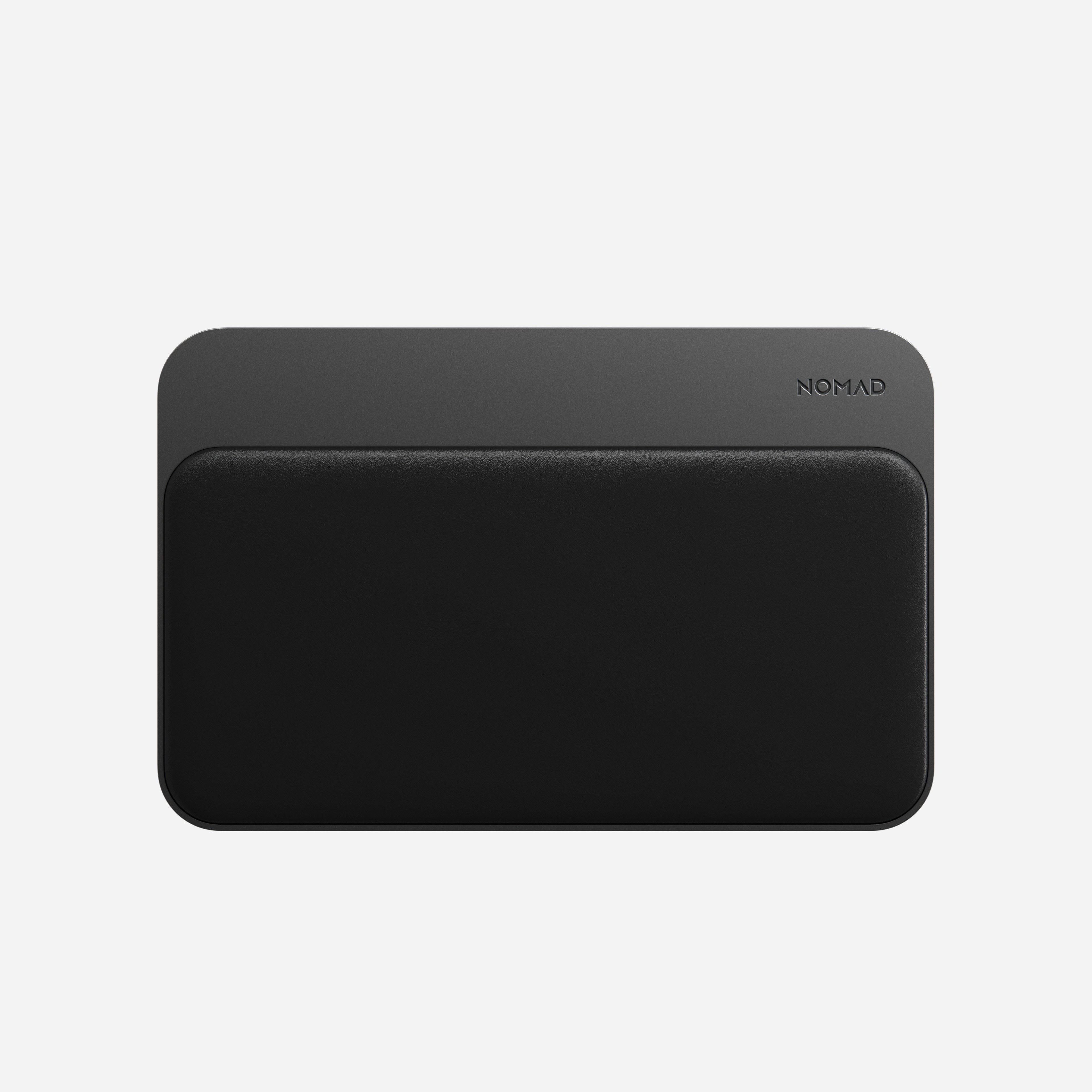 Nomad Wireless Charging Base Station Hub Edition