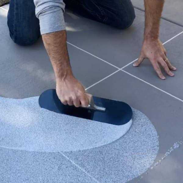 Daich SpreadRock Granite Stone Coating 3 Gal Interior/Exterior - Shop Hardware Tools Online Store