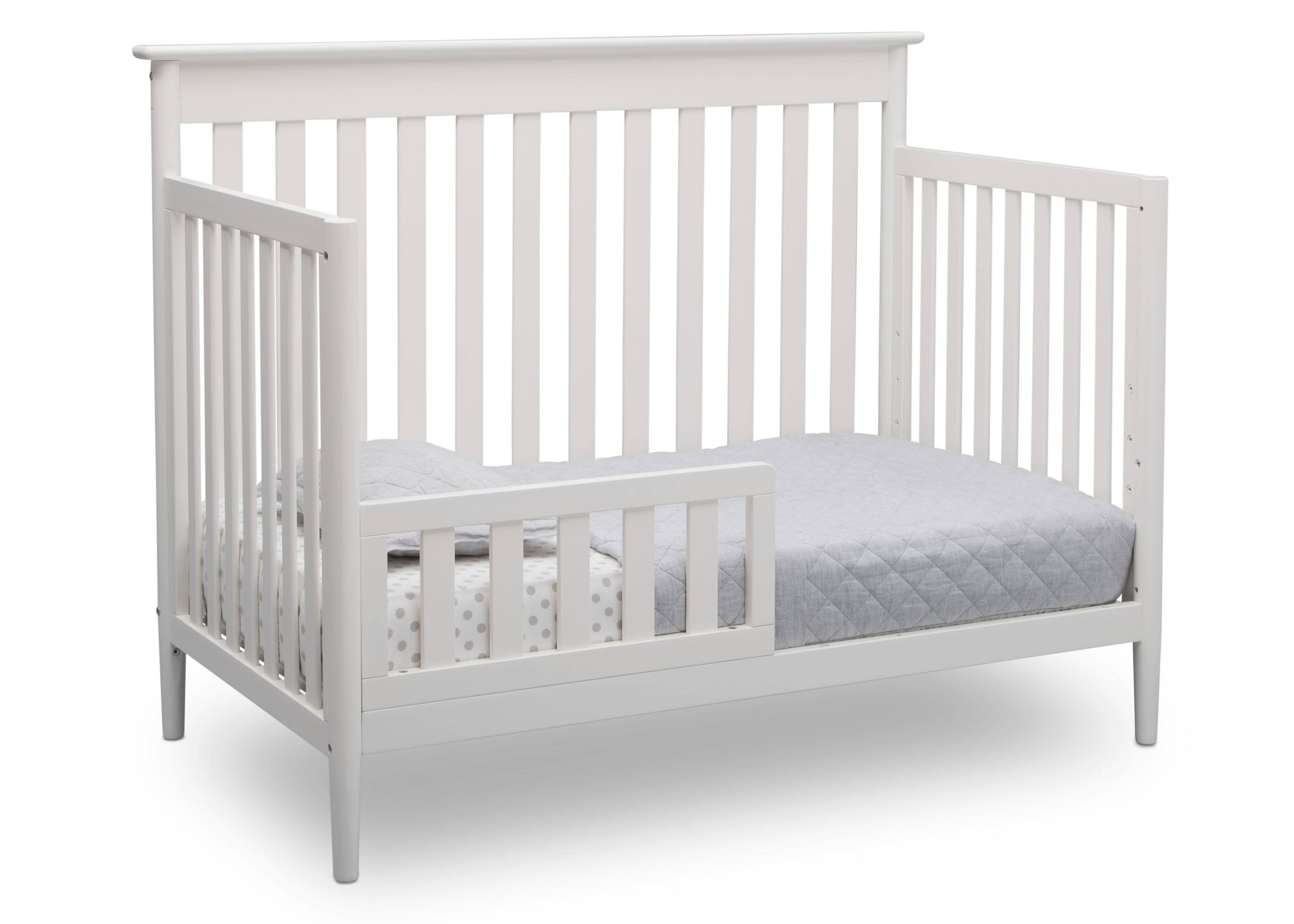 Delta Children Toddler Guardrail, Bianca White
