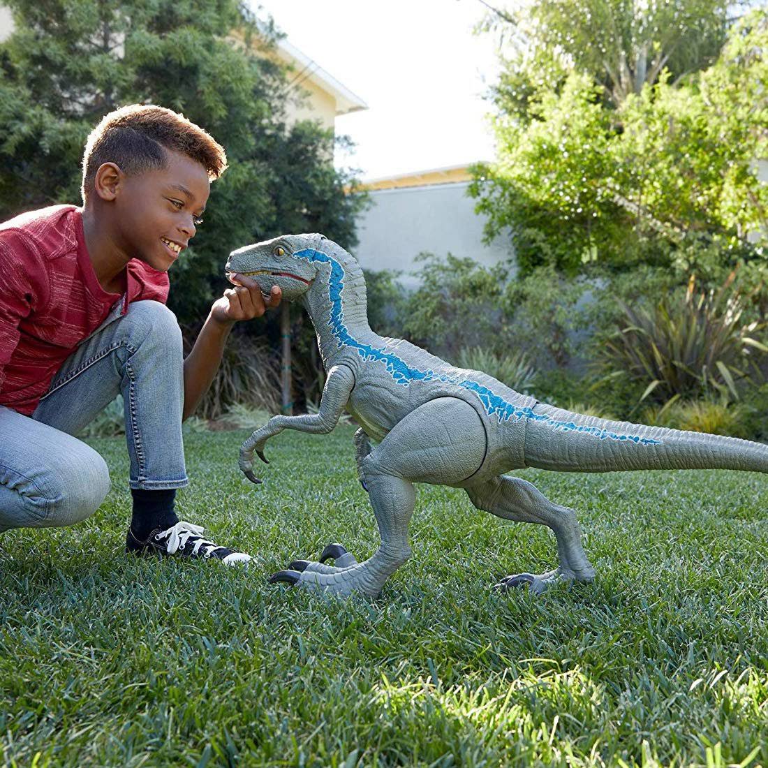 Jurassic World Super Colossal Velociraptor Blue