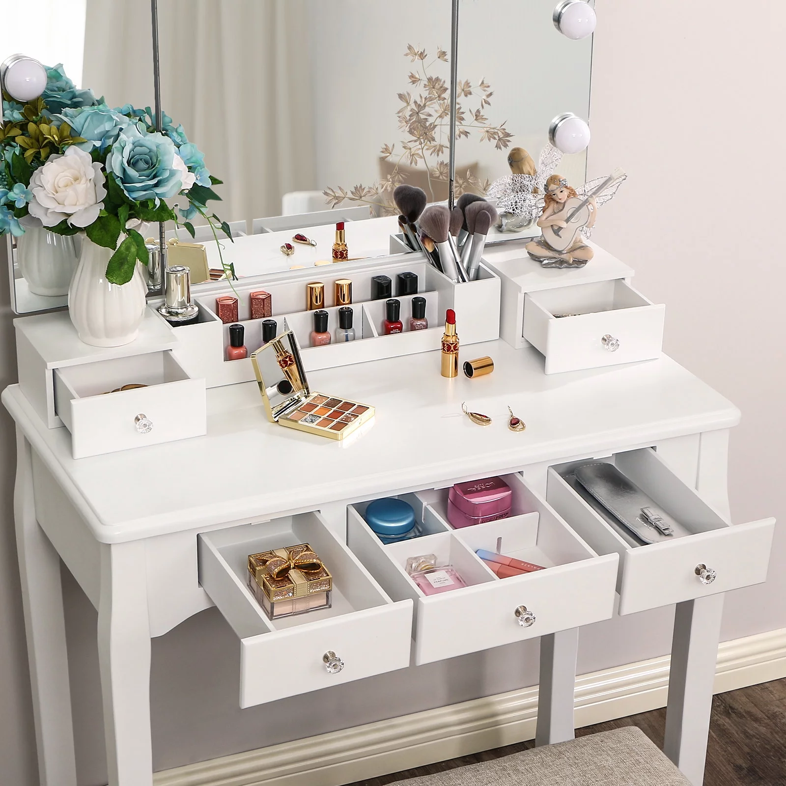 BEWISHOME Vanity Set with Lighted Mirror, Makeup Vanity with Tri-Folding Mirror 10 LED Bulbs, White Vanity Desk Vanity Table with 5 Drawers 2 DIY Dividers, Cushioned Stool, Movable Organizer FST09W