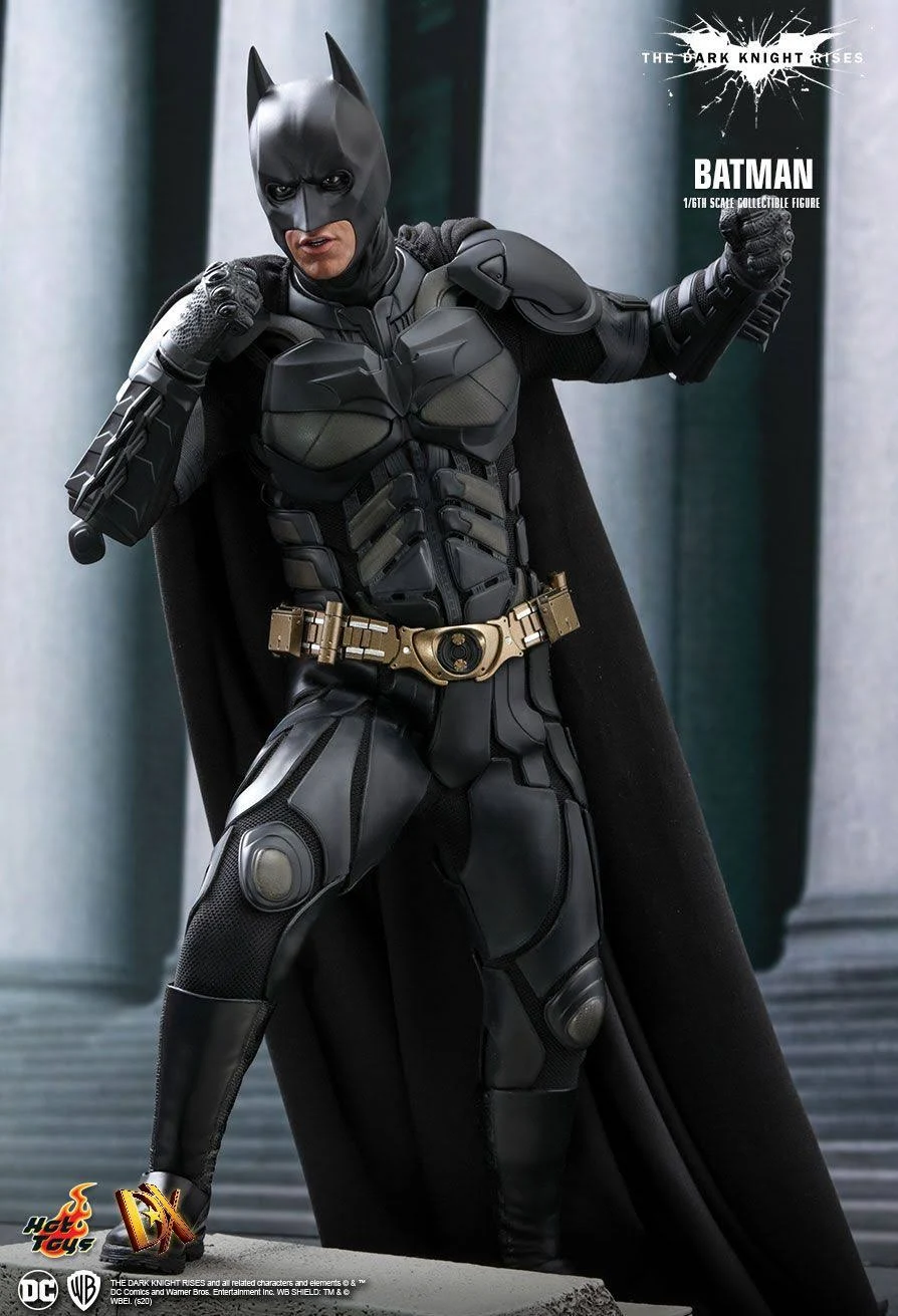 The Dark Knight Rises Batman Sixth Scale Figure (PREORDER)