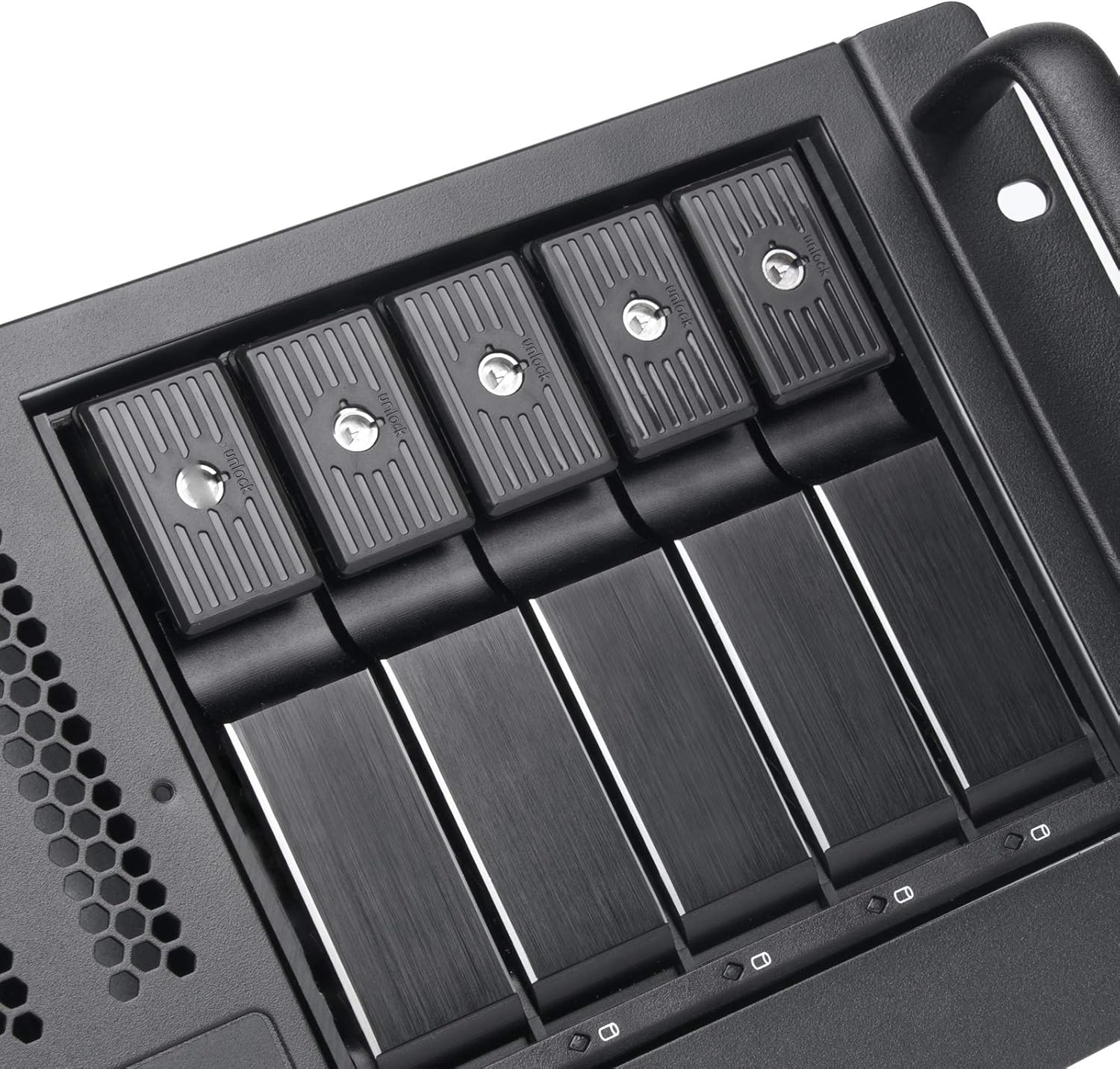SilverStone Technology RM41-H08 4U Rackmount Server Case with 5 x 3.5 Hot-Swappable Bay and 3 x 5.25 Bays with USB 3.1 Gen 1 RM41-H08-x