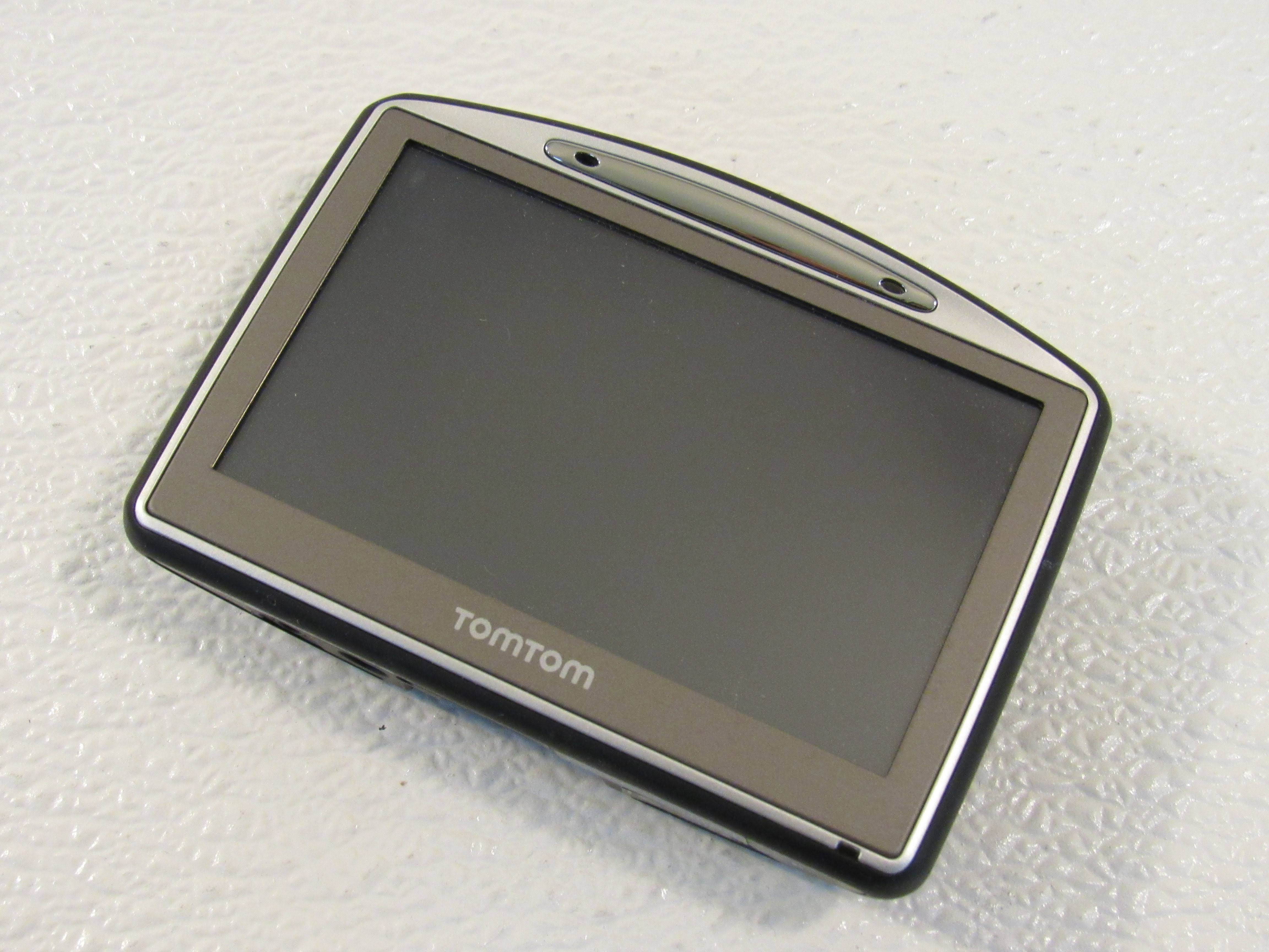 TomTom Car Navigation System 4.3in Screen Black Color Bluetooth Porta