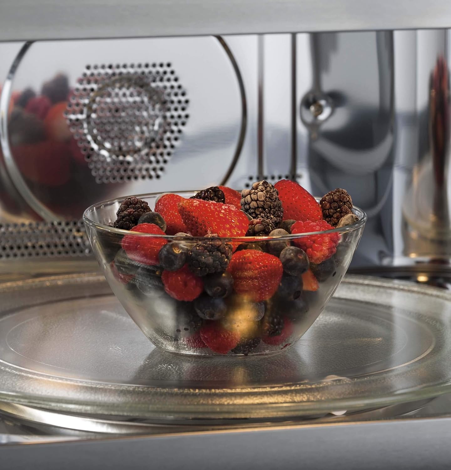 GE PWB7030SLSS Microwave Oven