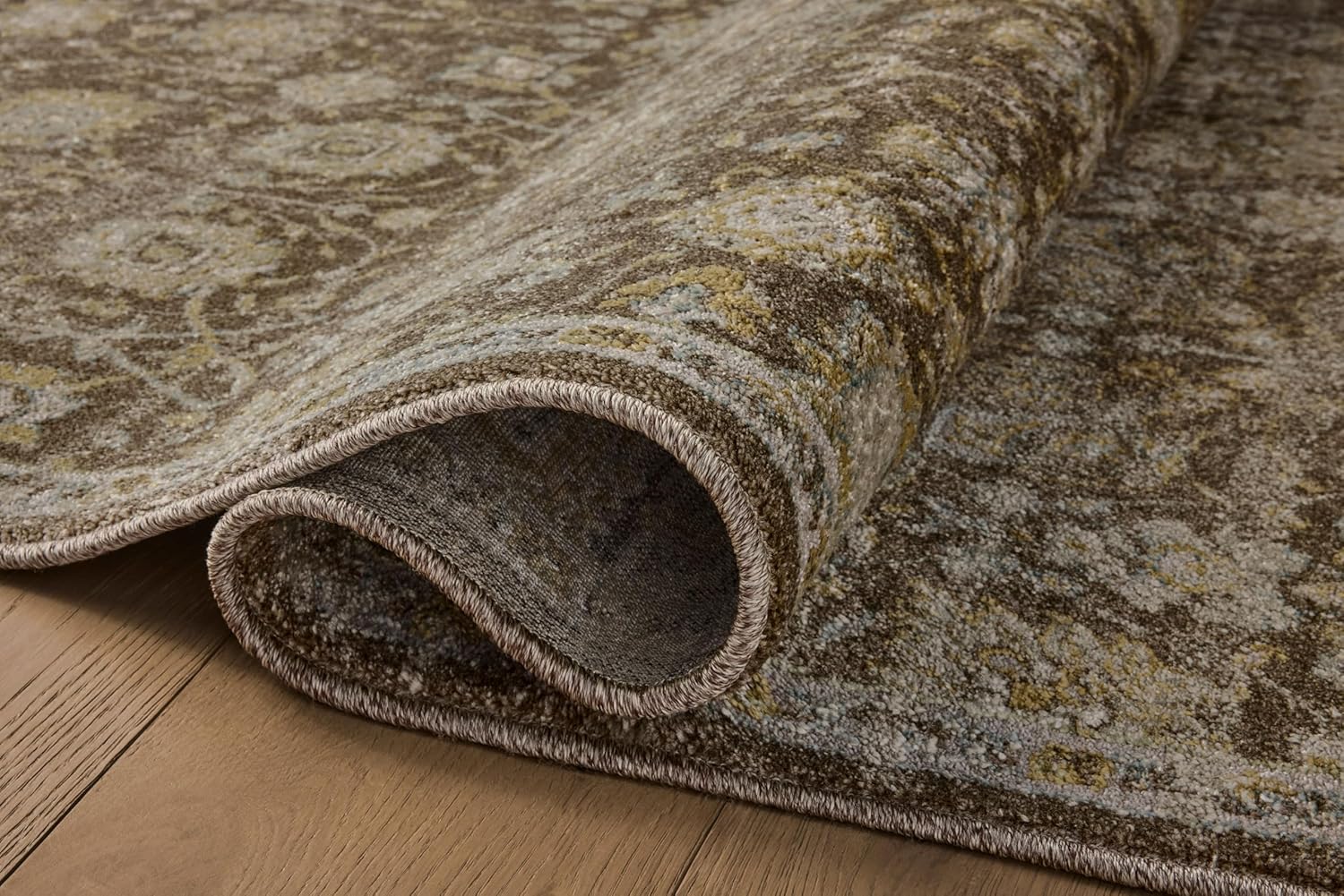 Loloi Magnolia Home by Joanna Gaines MONA Collection MOA-03 BARK/NATURAL 7'-6" x 7'-6" Round Area Rug
