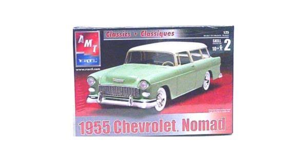 AMT 1955 Chevrolet Nomad - 1/25 Scale