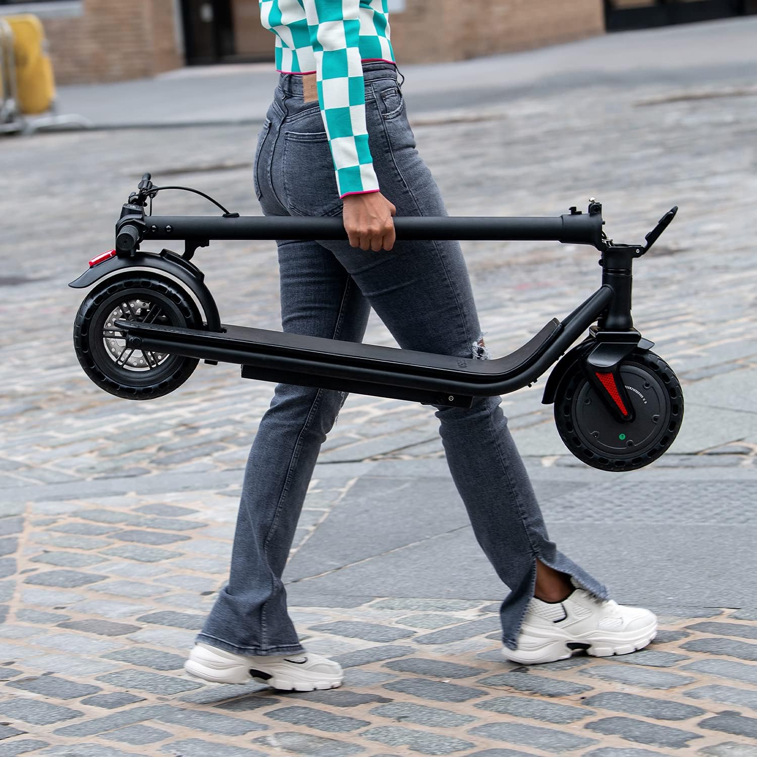Jetson Racer Electric Scooter, 15 miles per hour, 16 miles Max Range, Twist Throttle, 250-Watt Motor, LCD Display, 3 Speed Modes, Ages 12+, Black, JRACER-BLK