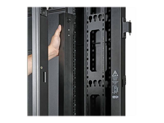 Tripp Lite PDU 3-Phase Metered 240v-230v-220v 11.5kW C13 C19 Vertical 0URM - PDU3XMV6G20