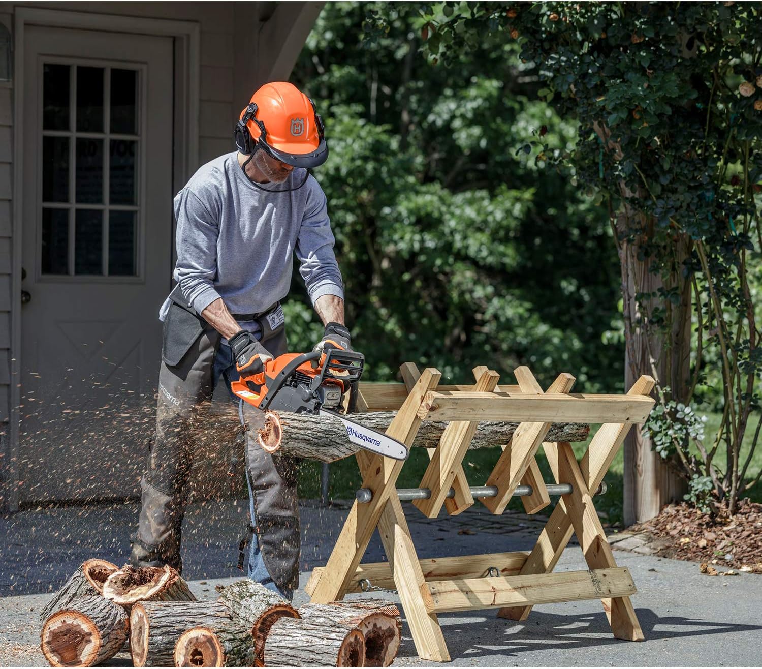 Husqvarna 16 Inch 130 Gas Chainsaw,Orange