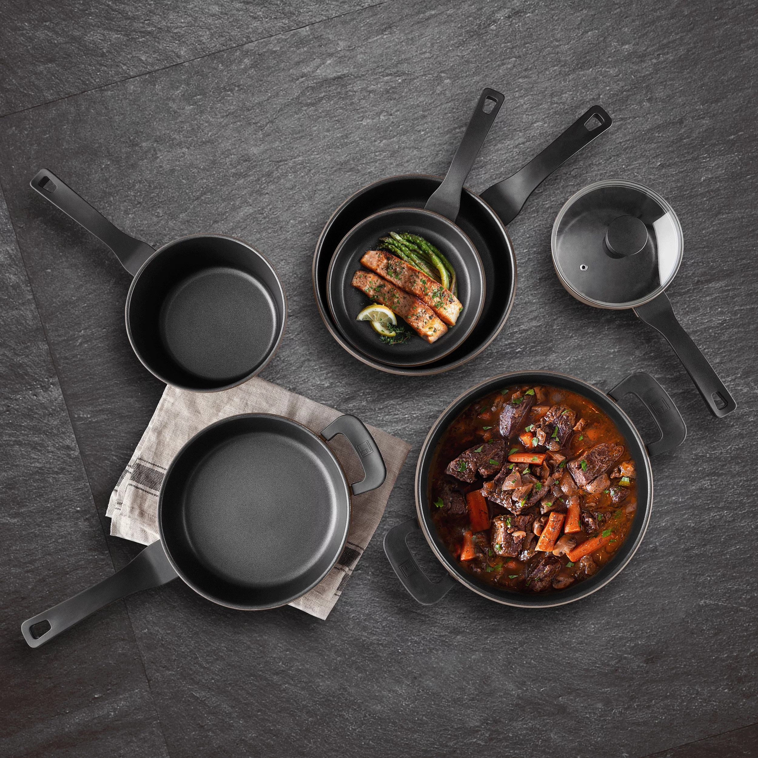 Retro by Bergner - 10 Pc Non Stick Cast Aluminum Pots and Pans Cookware Set, 10 Pieces, Champagne