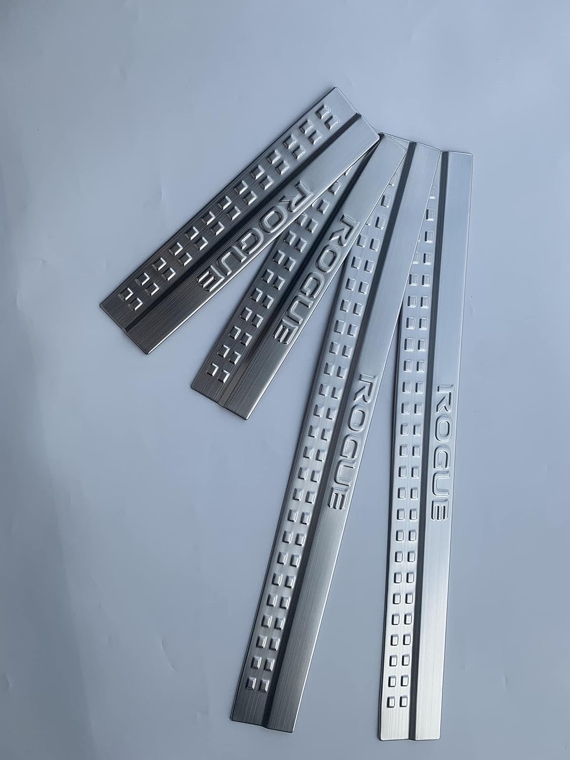 Weigesi Stainless Steel Door Sills Scuff Plate for Nissan Rogue 2014-2019 2020 Accessories Pack of 2