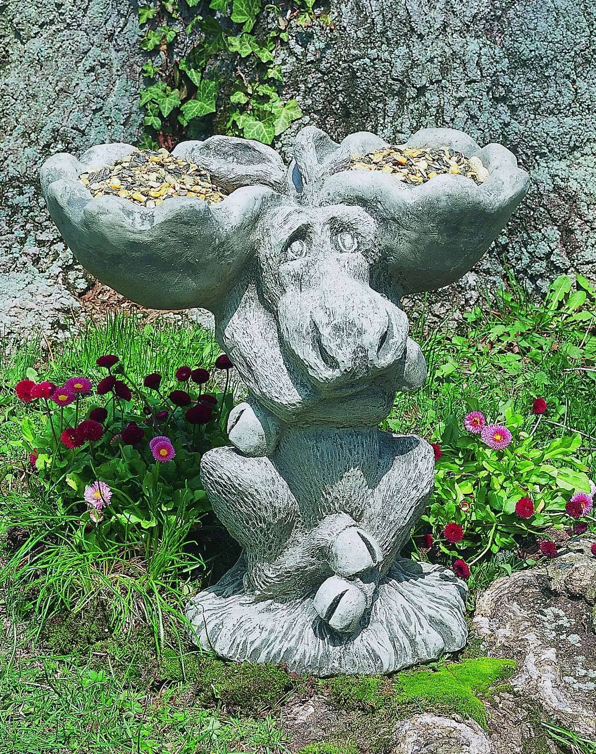 Campania International Moose Aged Limestone Birdbath/Feeder