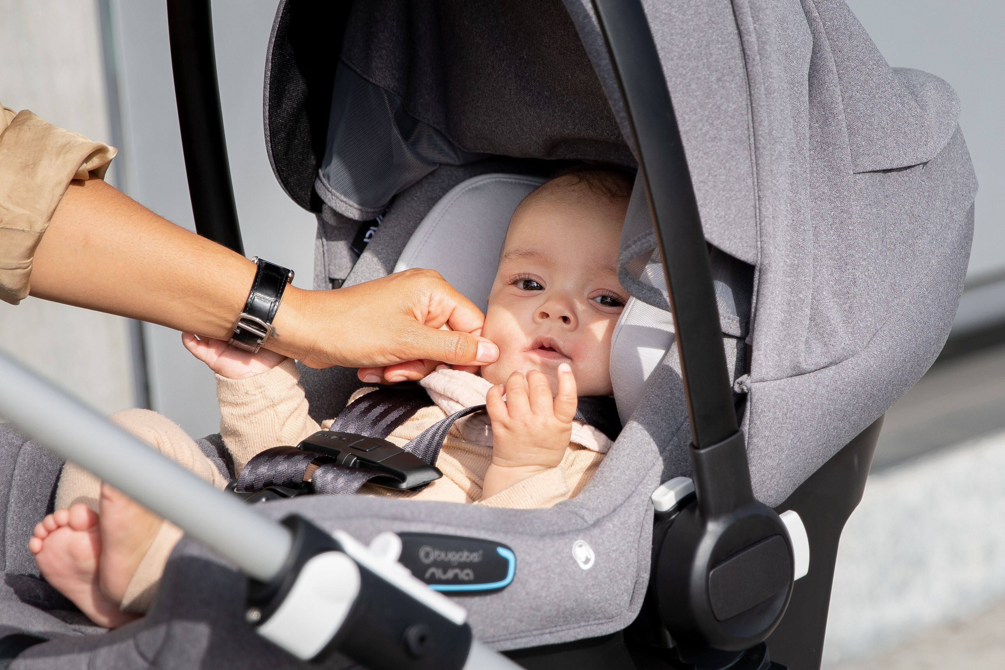 Bugaboo Turtle Air by Nuna Car Seat + Base - Grey