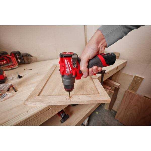 Milwaukee M12 FUEL 12-Volt Brushless Cordless Hammer Drill and Impact Driver Combo Kit
